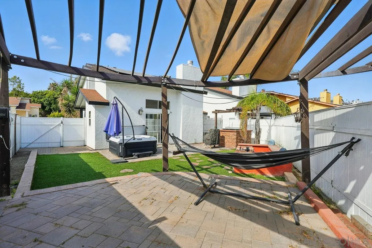 https://cdn.realtyfeed.com/cdn/127/250035222/c3d87d853749b083b7f700ec6101609a.webp