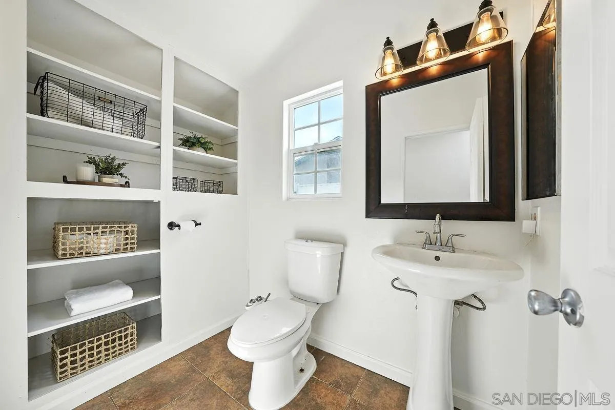https://cdn.realtyfeed.com/cdn/127/250035222/cd425b2723d4f3b3d36a807bbce0dee6.webp