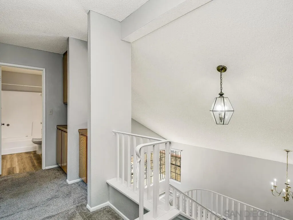https://cdn.realtyfeed.com/cdn/127/250035223/ff65494fcde08589bfb543937819b4f0.webp