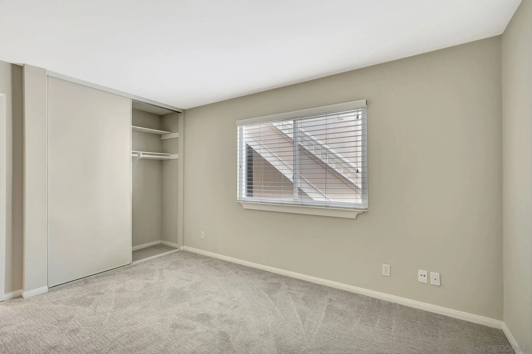 Photo #16: 250035225 Listing: Photo #16