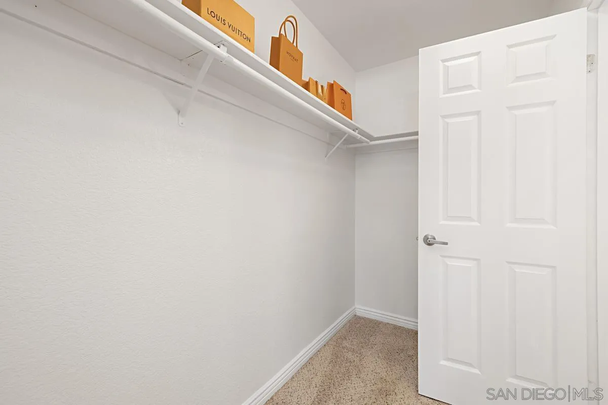 Photo #22: 250035239 Listing: Photo #22