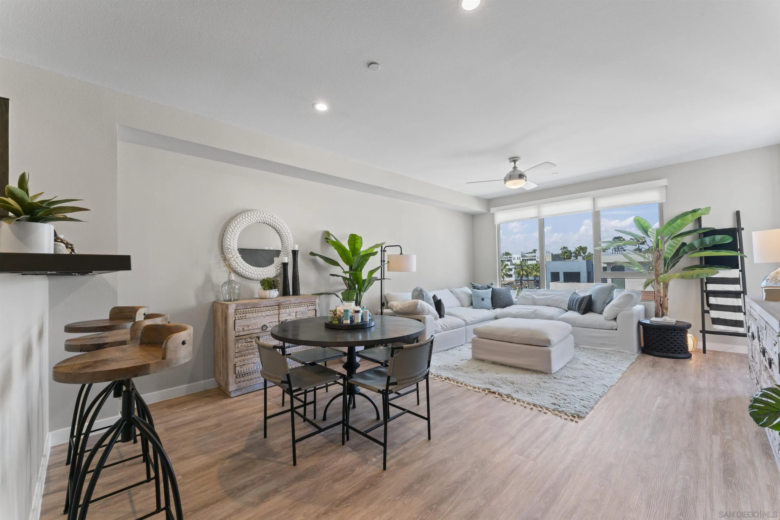 Photo #4: 250035245 Listing 