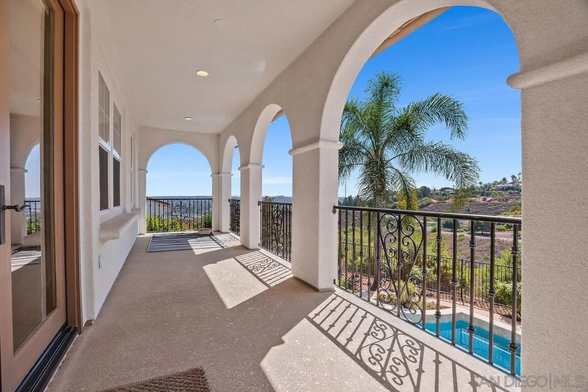 https://cdn.realtyfeed.com/cdn/127/250035247/5a6124db62ad5f389e47dcab918f4424.webp