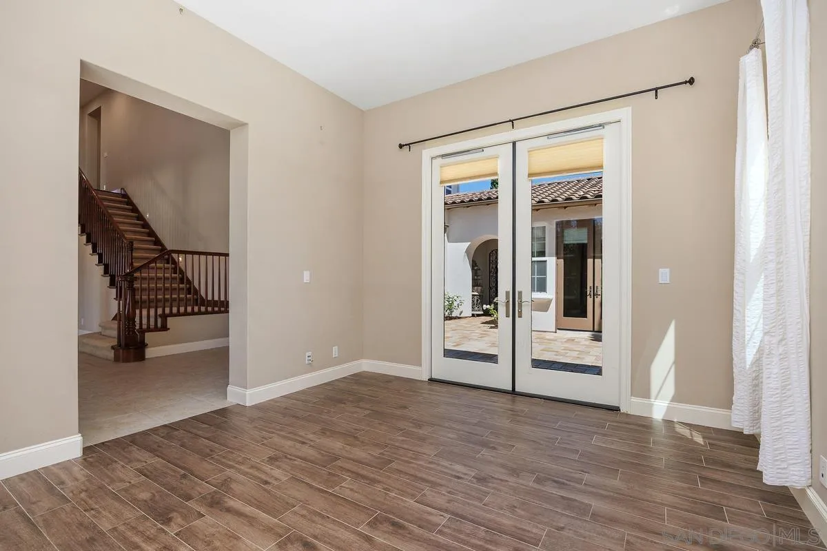 https://cdn.realtyfeed.com/cdn/127/250035247/60beb413734ac301993e85d2e4c82bb5.webp