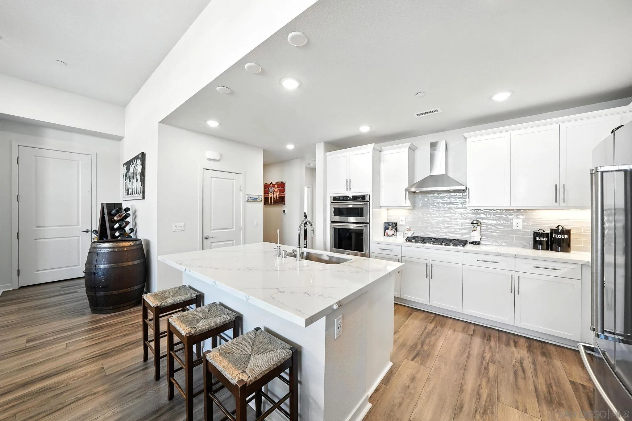 https://cdn.realtyfeed.com/cdn/127/250035250/daaf5b5460482351ccd61e071af89ca3.webp
