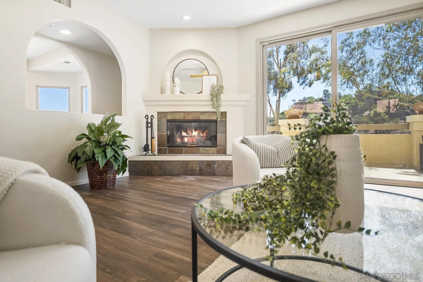 https://cdn.realtyfeed.com/cdn/127/250035255/6f01fa19c6b22e85c47b39d0107a0d92.webp