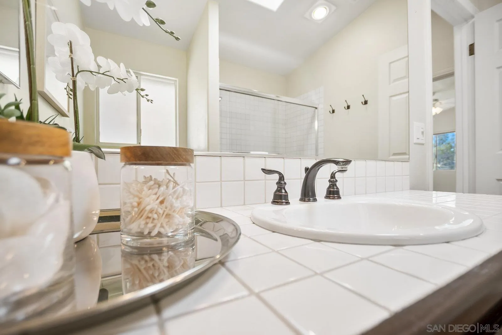 https://cdn.realtyfeed.com/cdn/127/250035255/a2341d1d0e083e5ba7481ecc14da3b54.webp