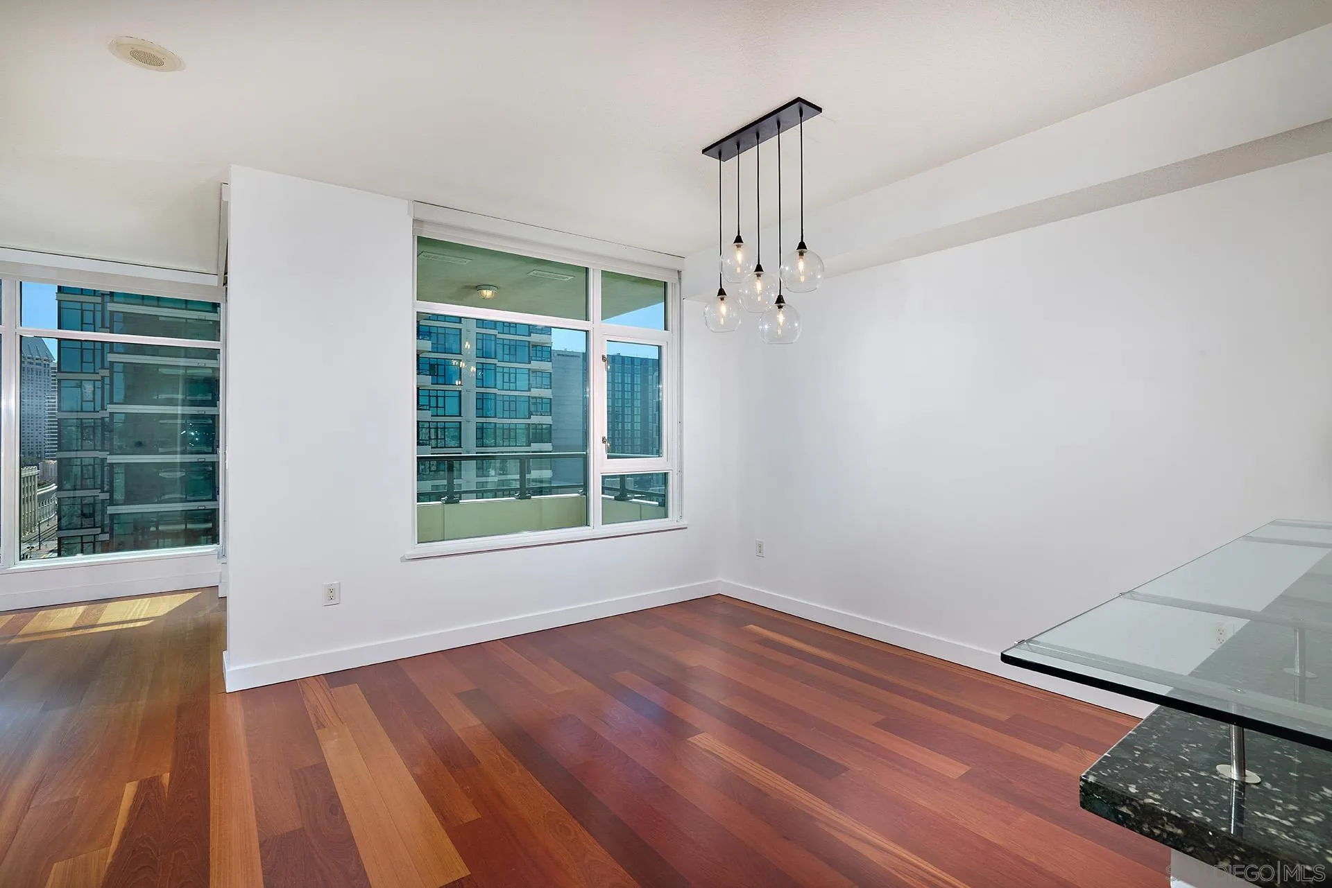 Photo #17: 250035258 Listing: Photo #17