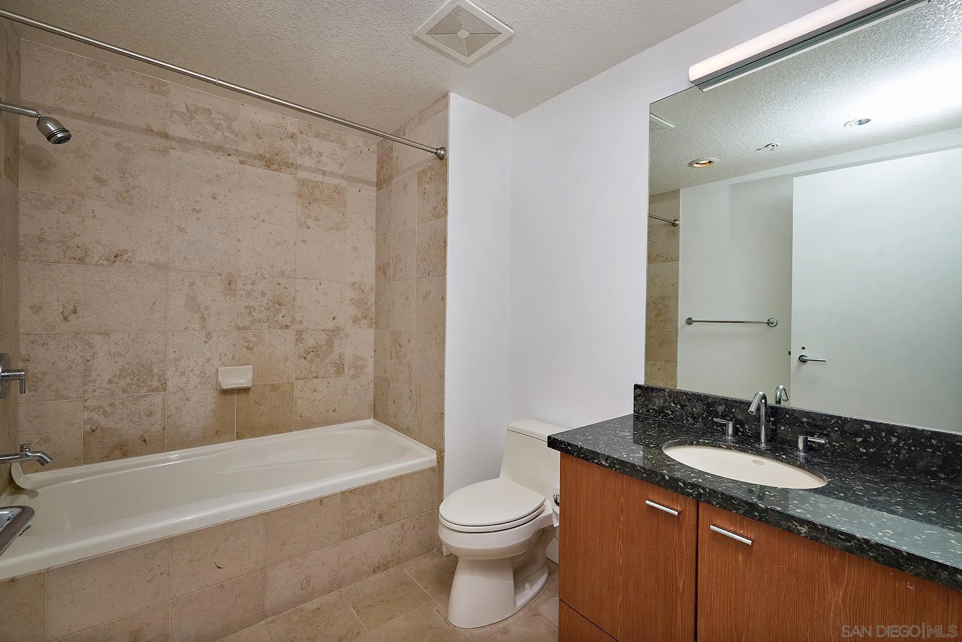 Photo #30: 250035258 Listing: Photo #30