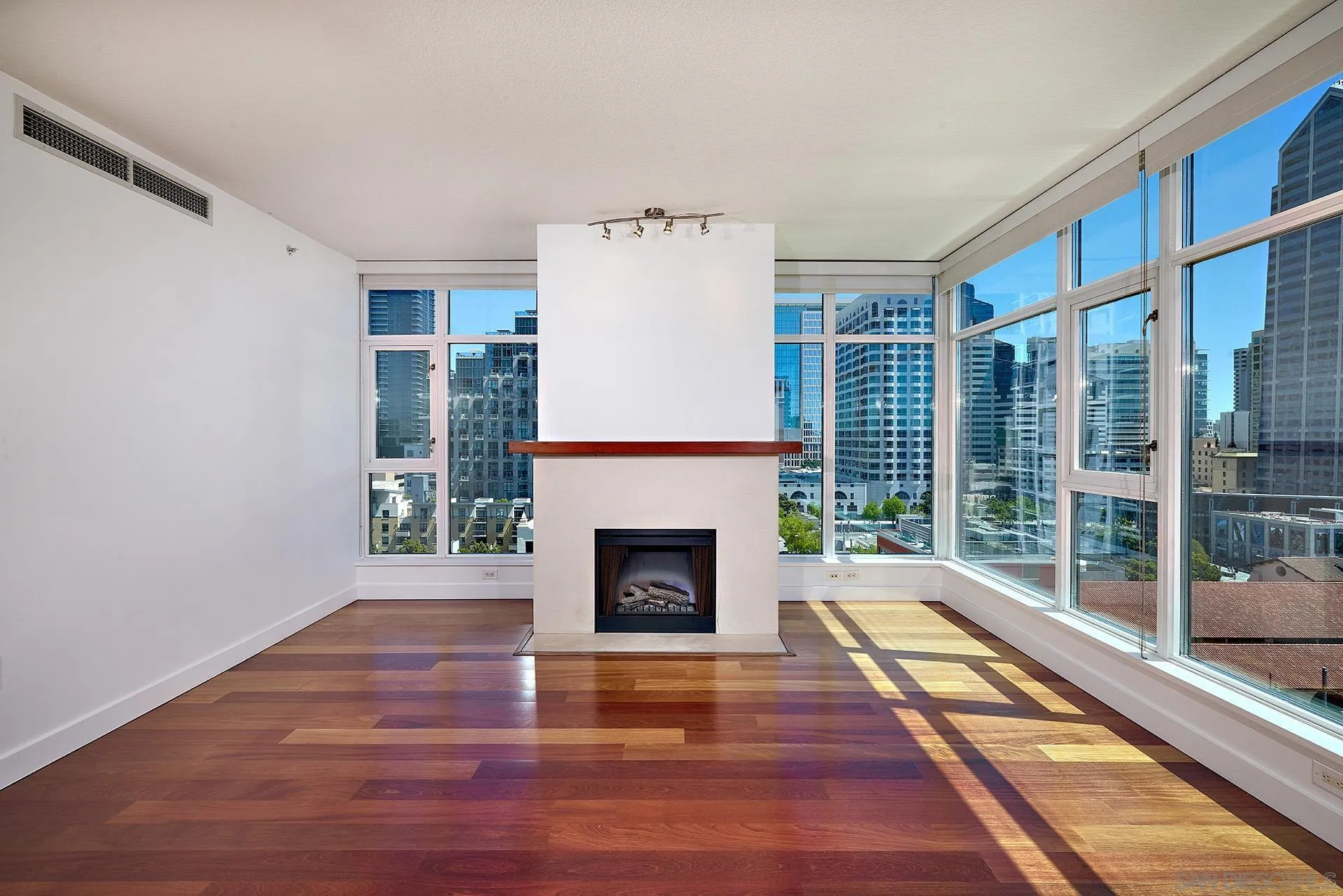 Photo #4: 250035258 Listing 
