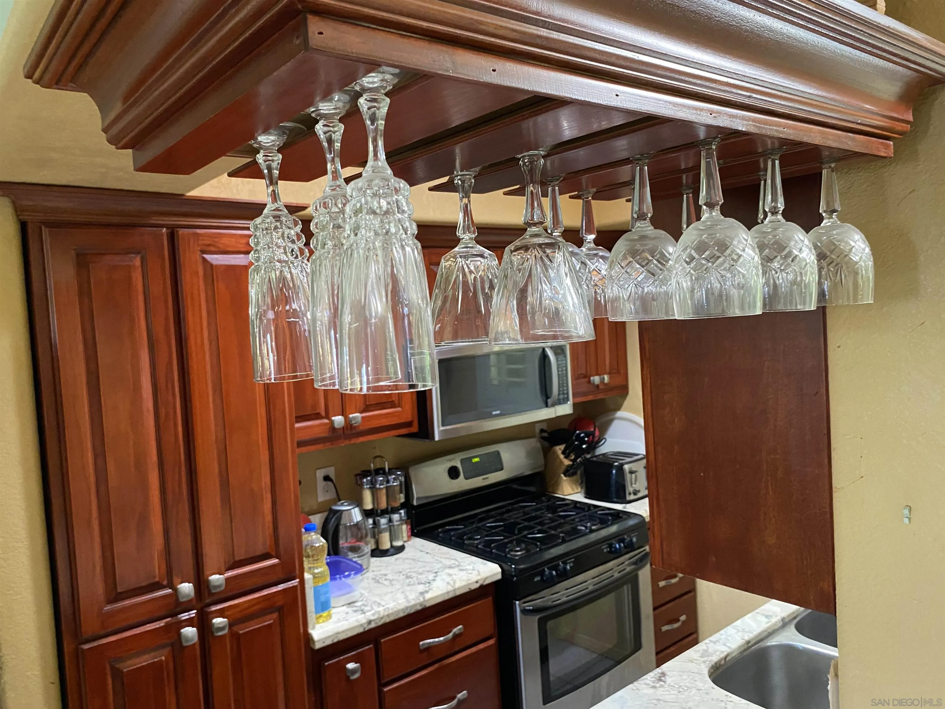Photo #16: 250035268 Listing: Photo #16