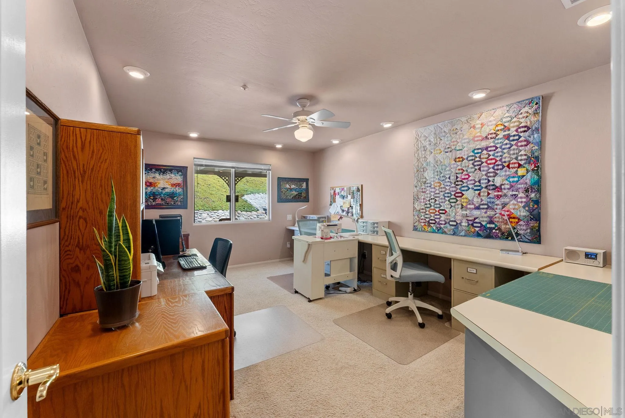 https://cdn.realtyfeed.com/cdn/127/250035270/60f698719bd2ecb7dfef9605dc1cbc46.webp