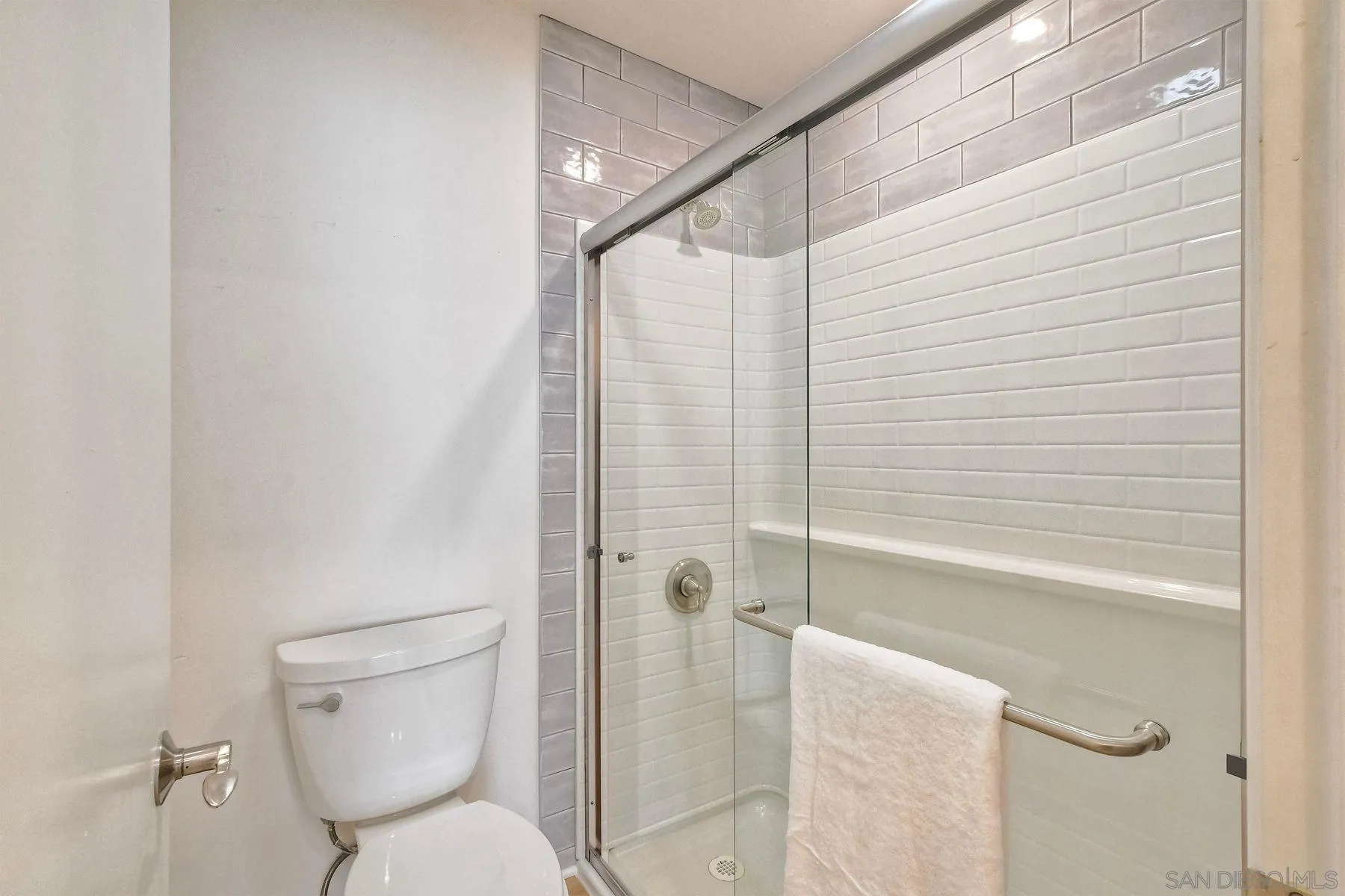 Photo #32: 250035274 Listing: Photo #32