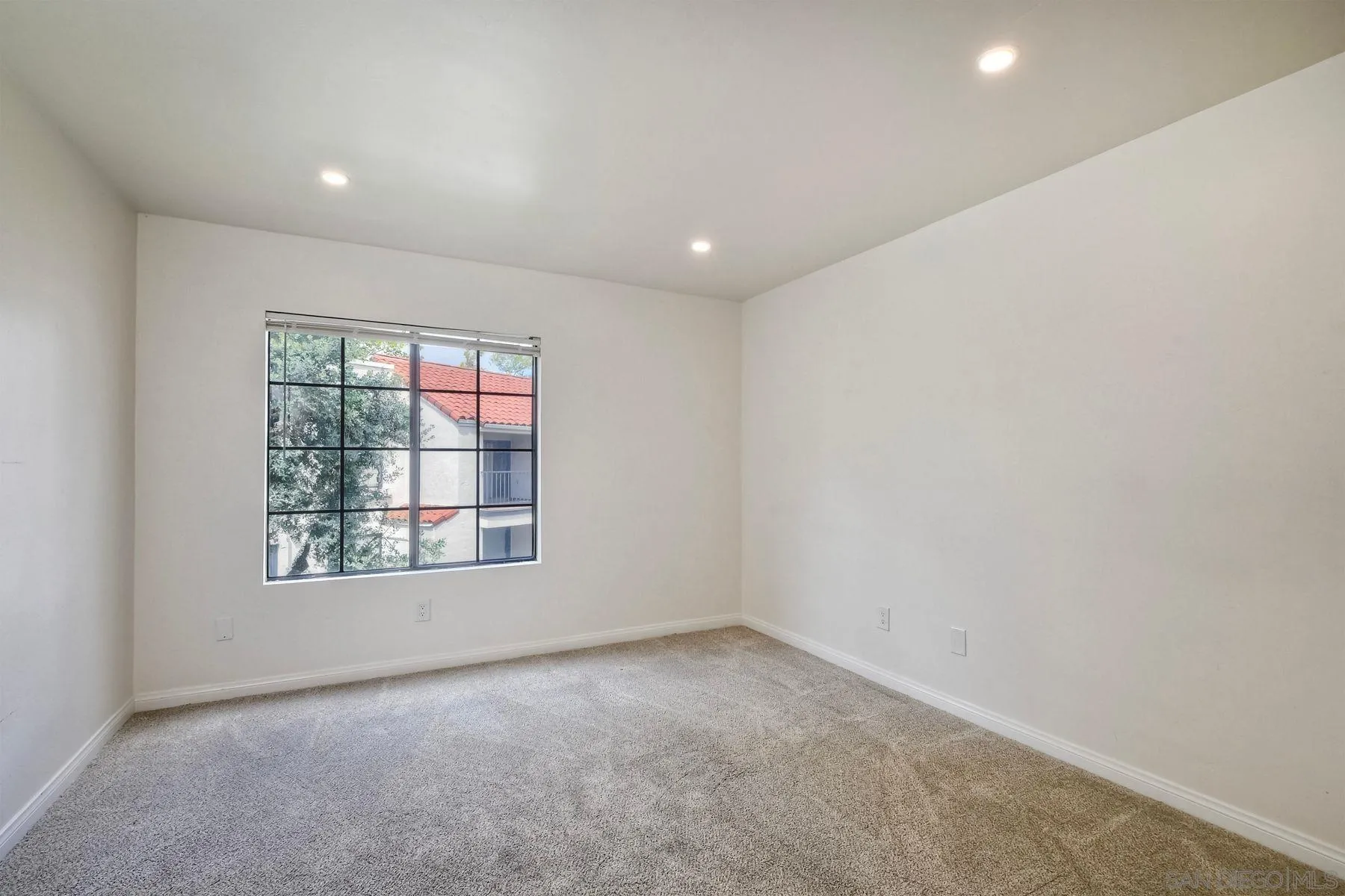 Photo #30: 250035274 Listing: Photo #30