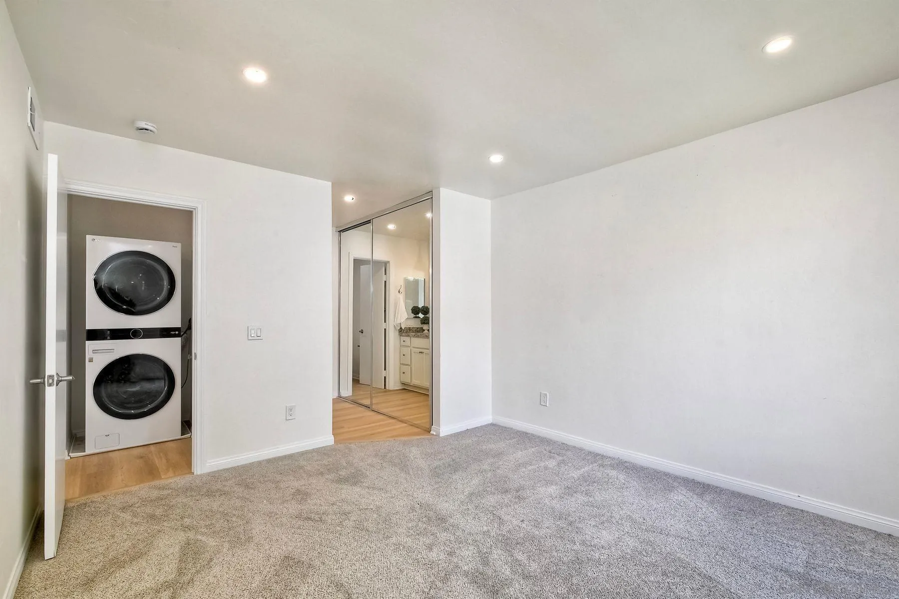 Photo #28: 250035274 Listing: Photo #28