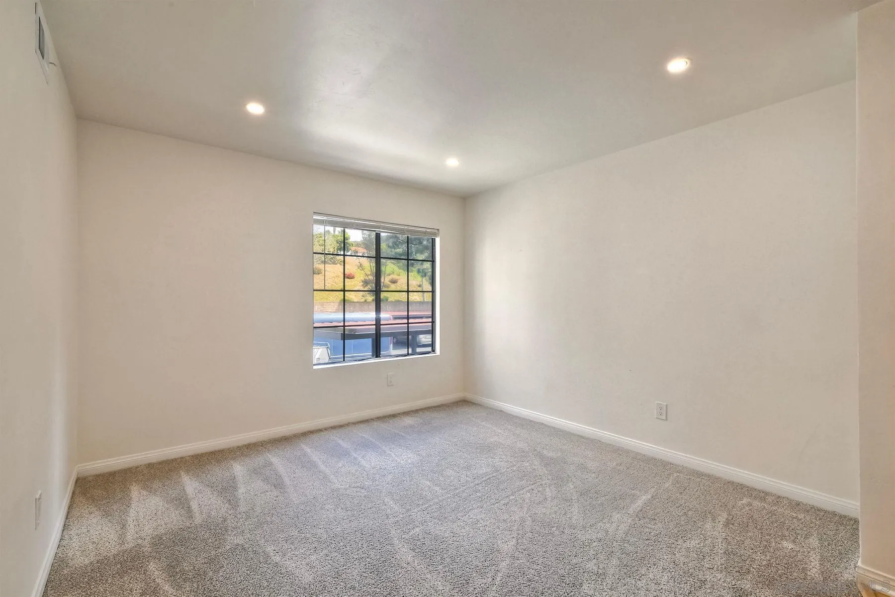 Photo #20: 250035274 Listing: Photo #20