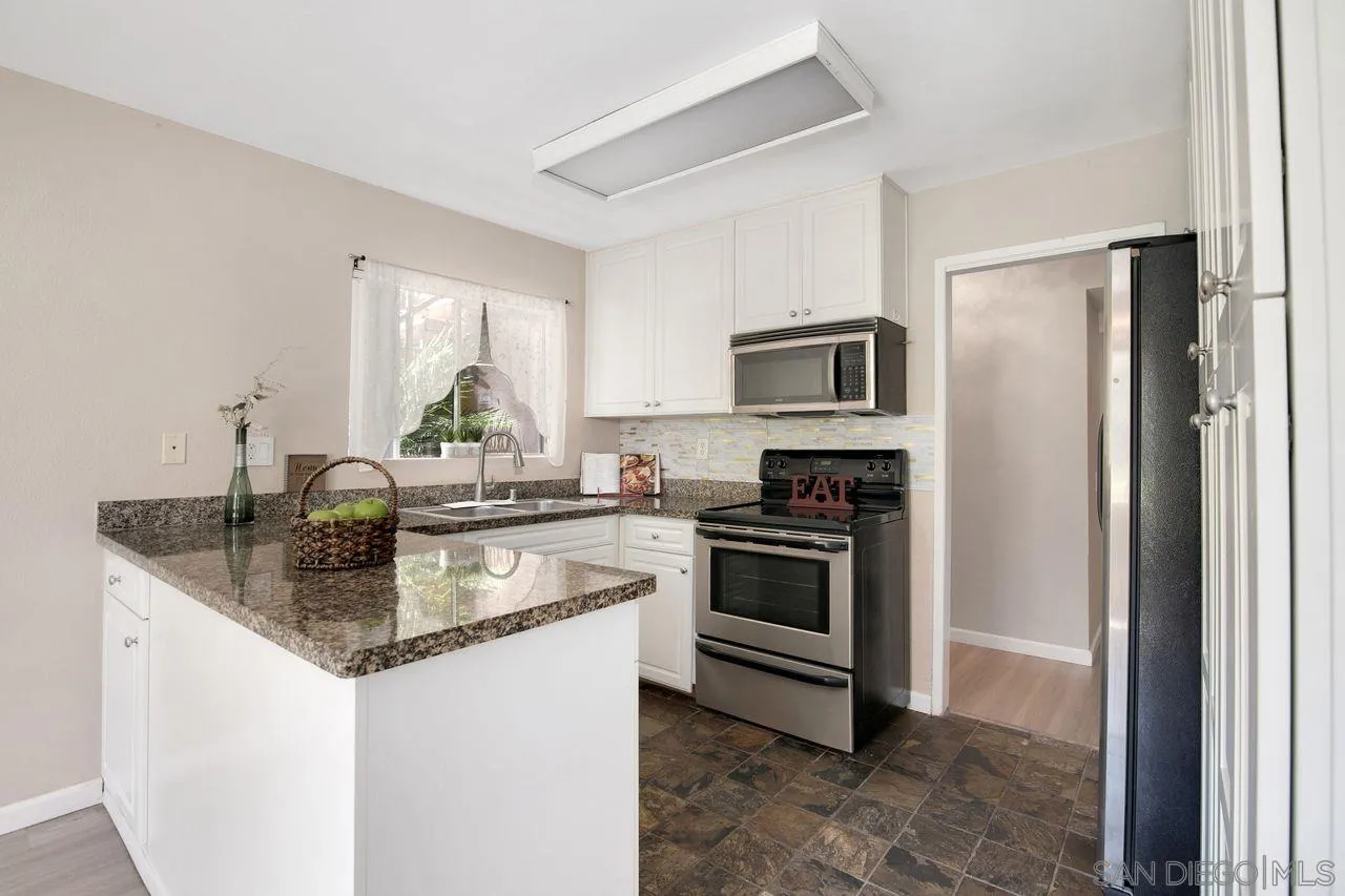 Photo #15: 250035277 Listing: Photo #15