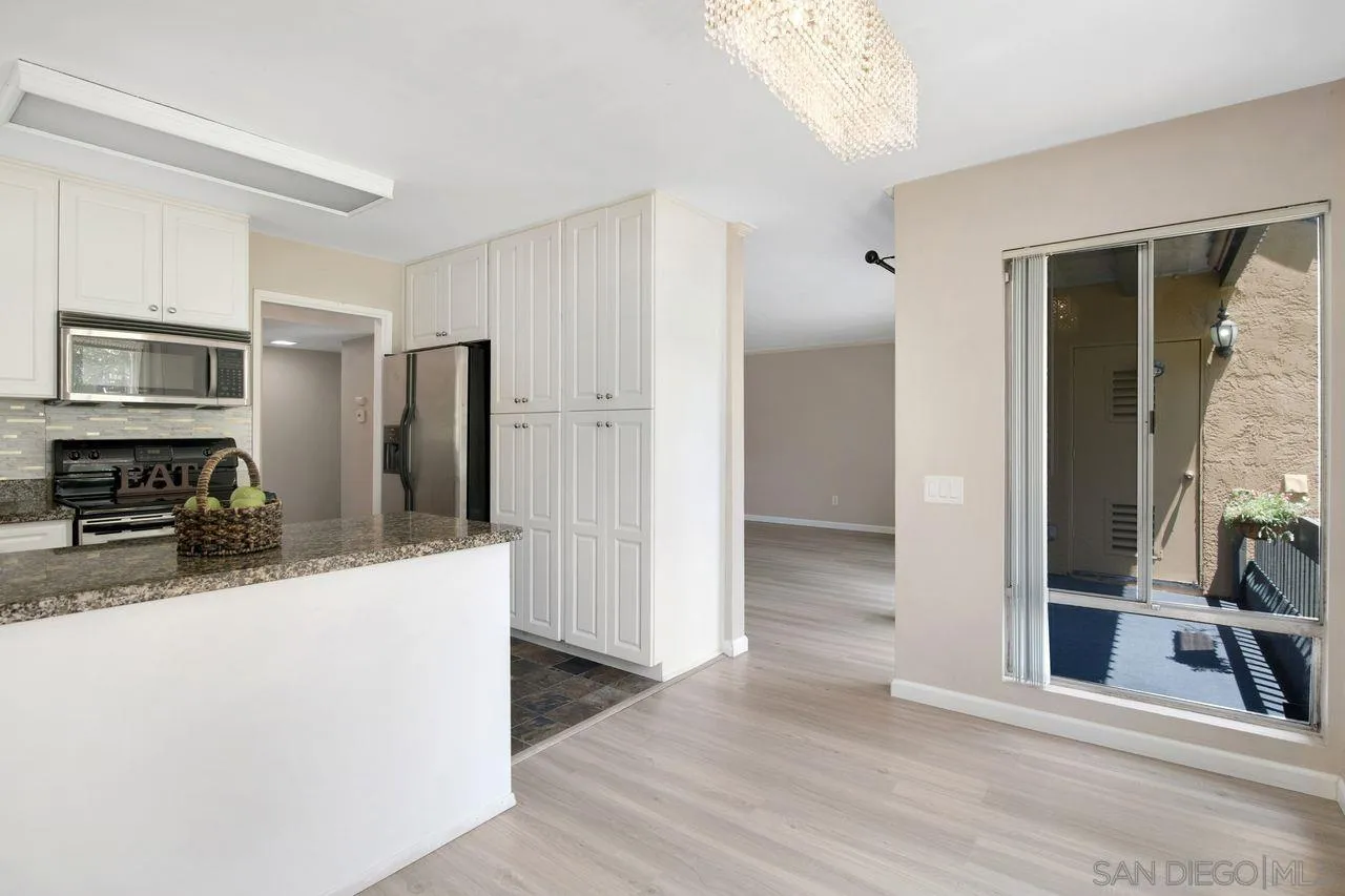 Photo #14: 250035277 Listing: Photo #14
