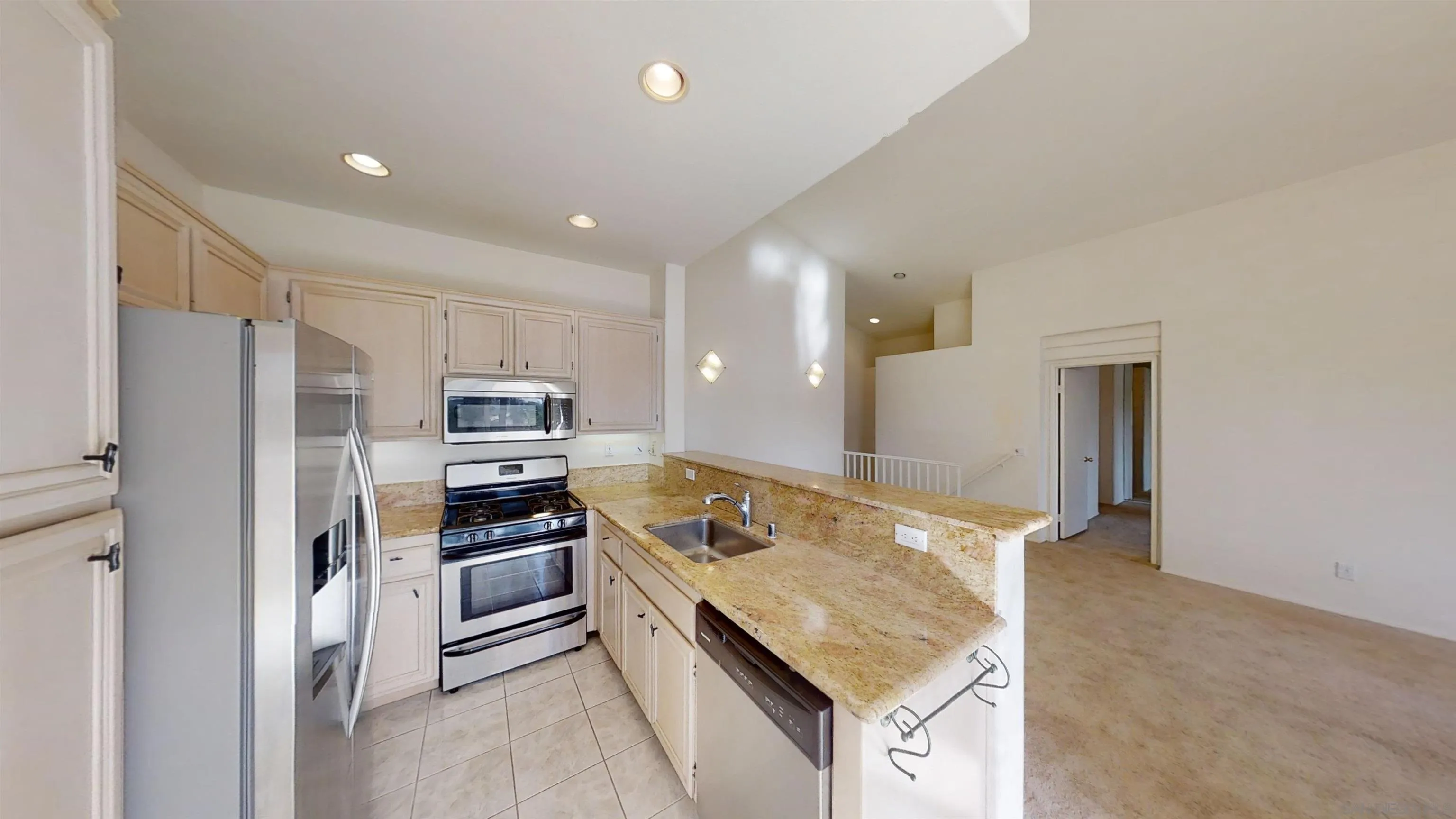 Photo #5: 250035299 Listing 