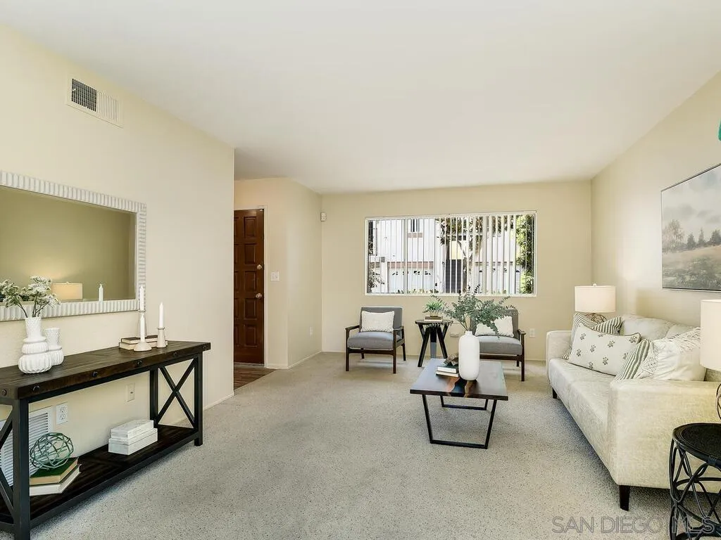 Photo #6: 250035301 Listing 