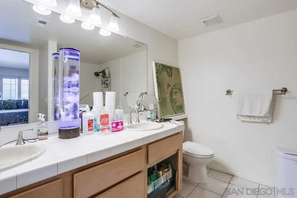 Photo #19: 250035307 Listing: Photo #19