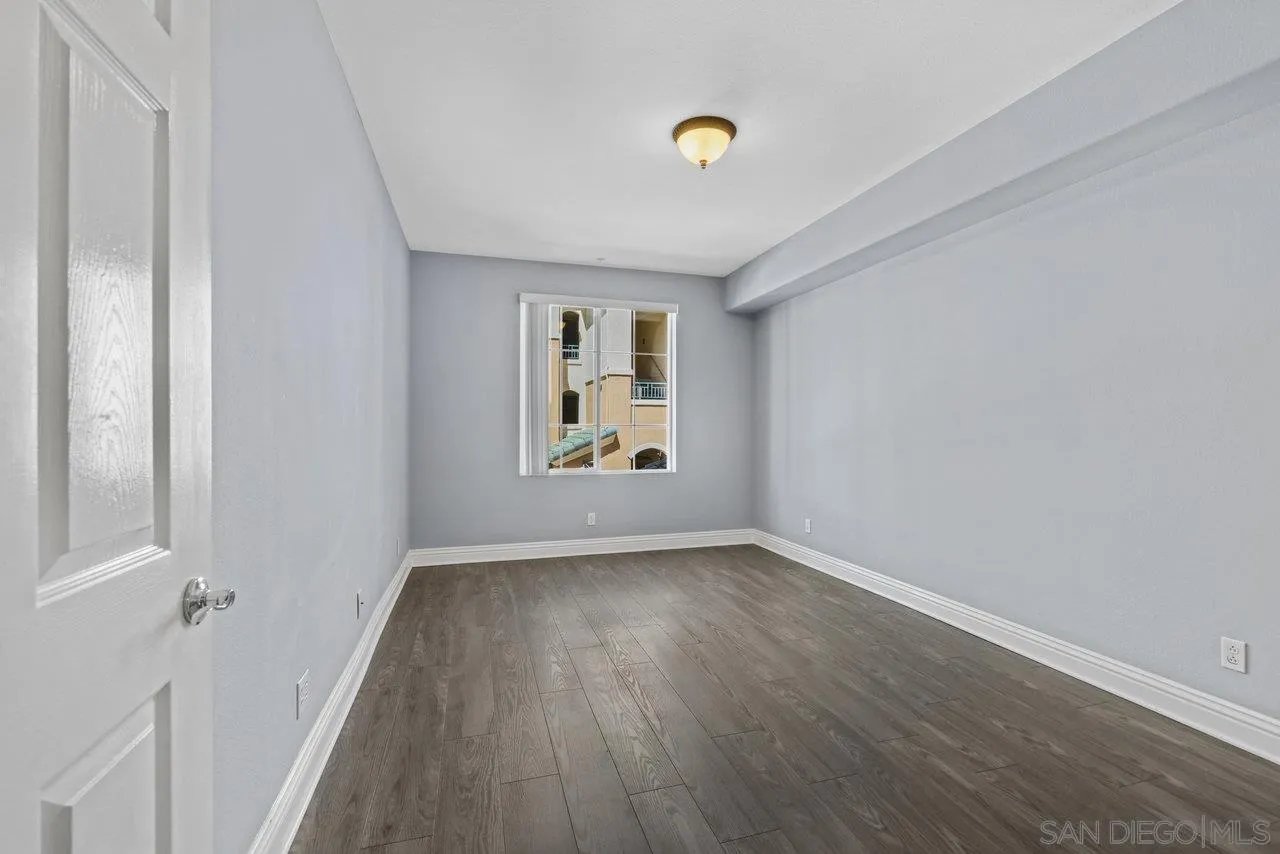 Photo #9: 250035308 Listing: Photo #9