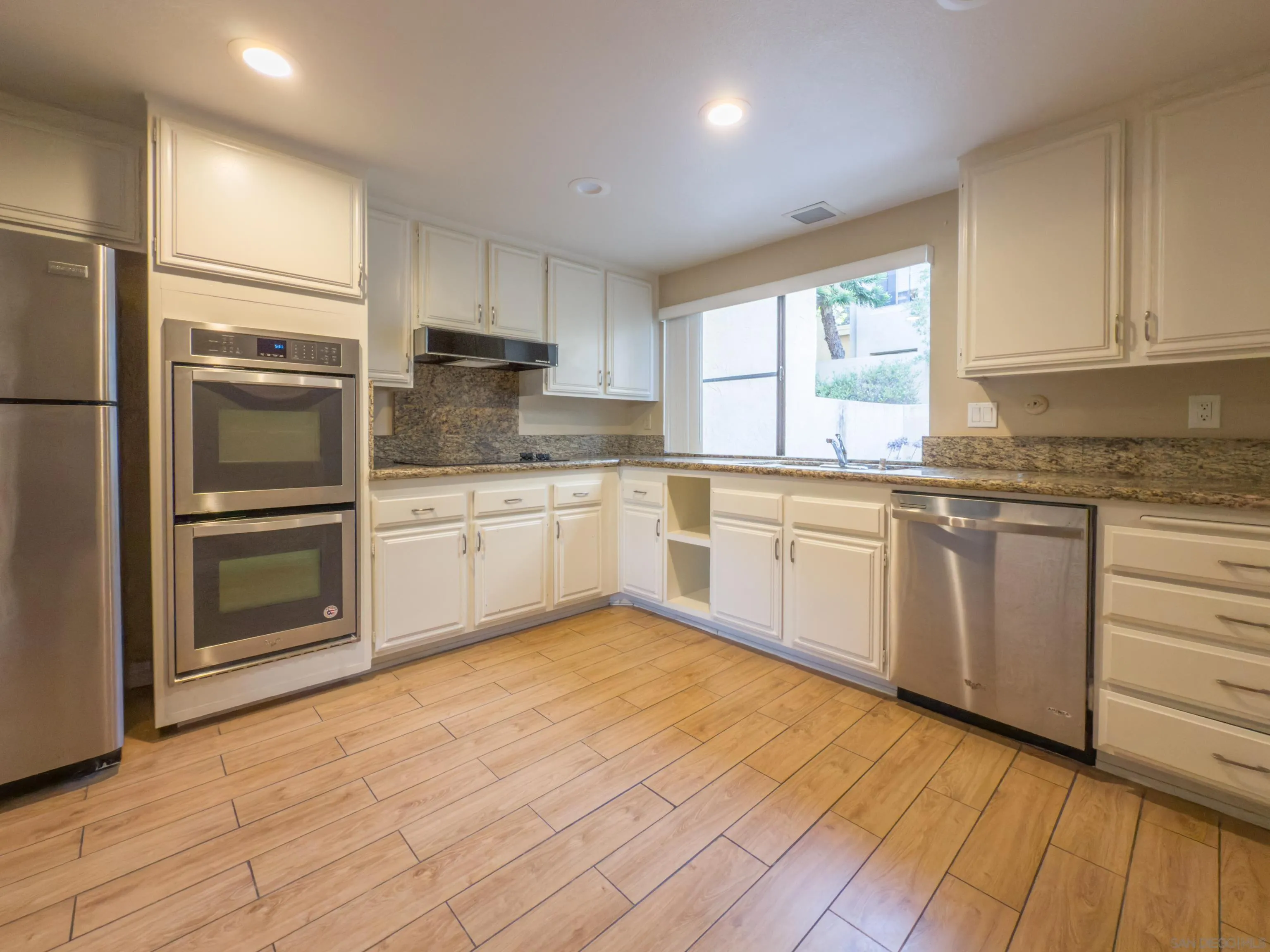 Photo #10: 250035318 Listing: Photo #10
