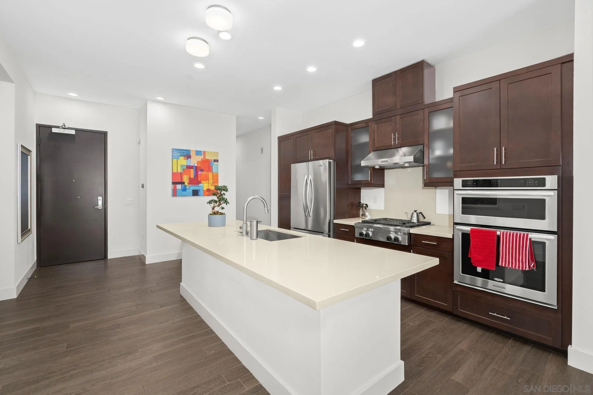 Photo #5: 250035319 Listing 
