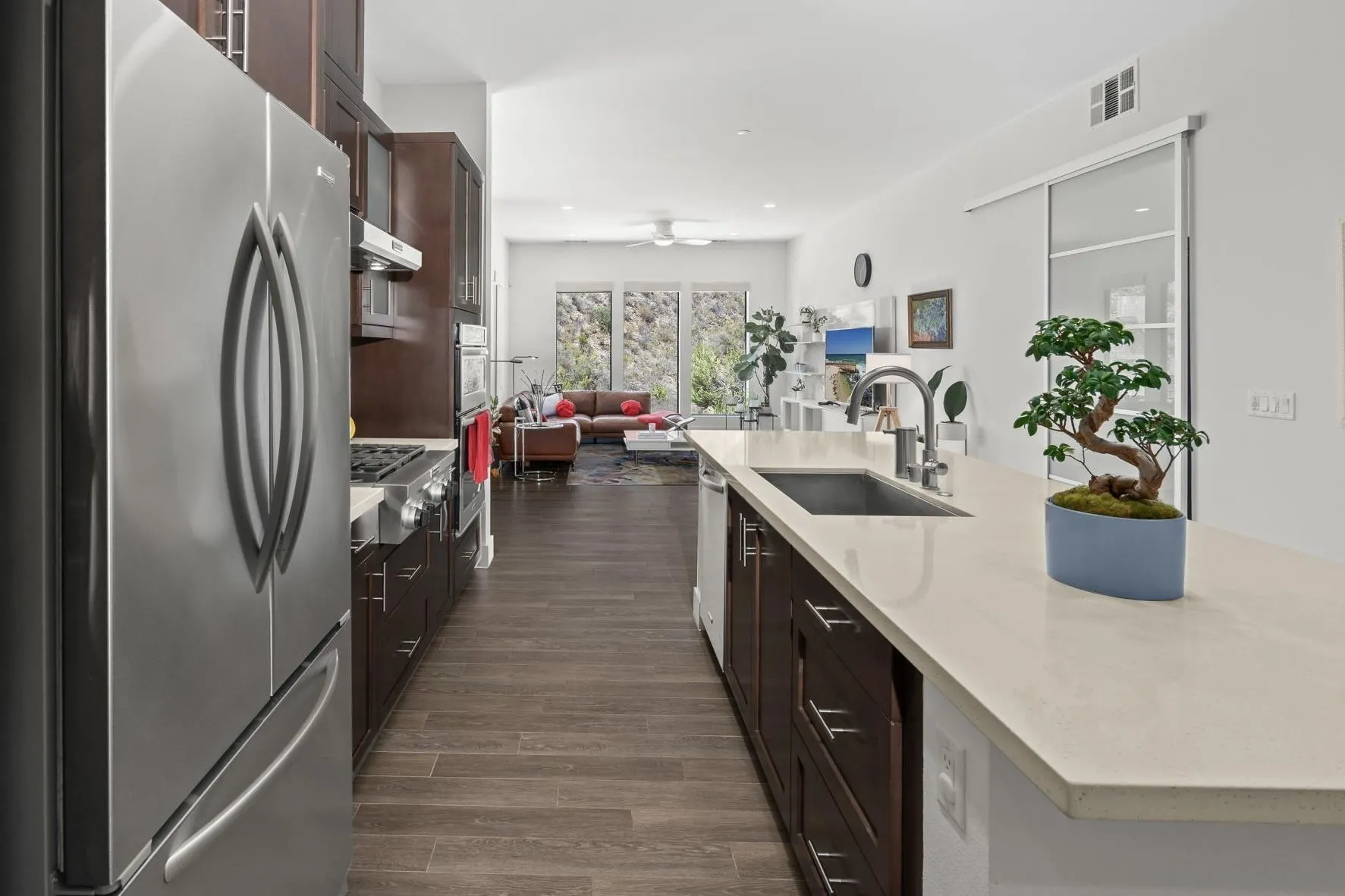 Photo #4: 250035319 Listing 