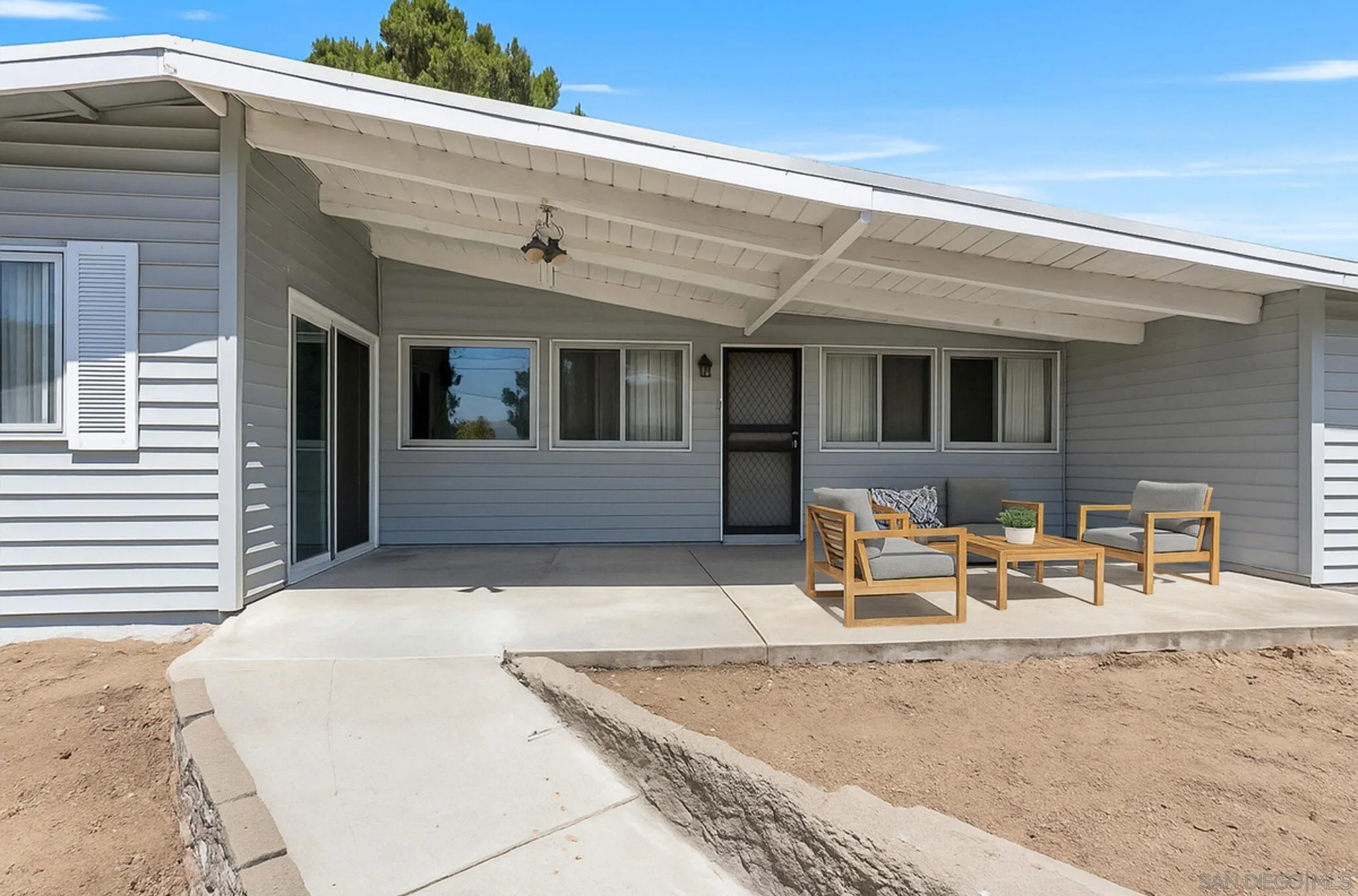 https://cdn.realtyfeed.com/cdn/127/250035322/3d082496bcb56c1a1717ae2112822b32.webp