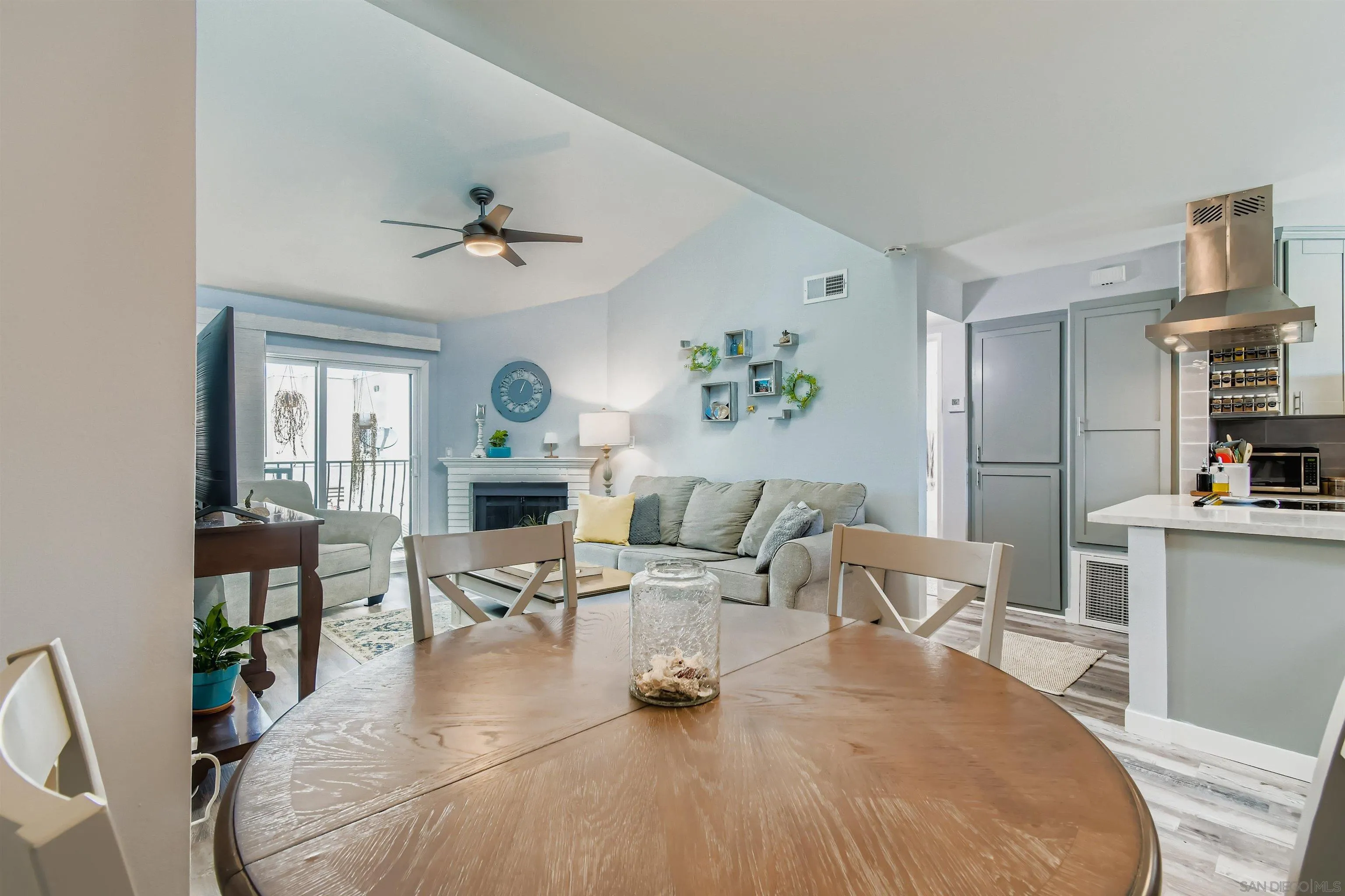 Photo #5: 250035327 Listing 
