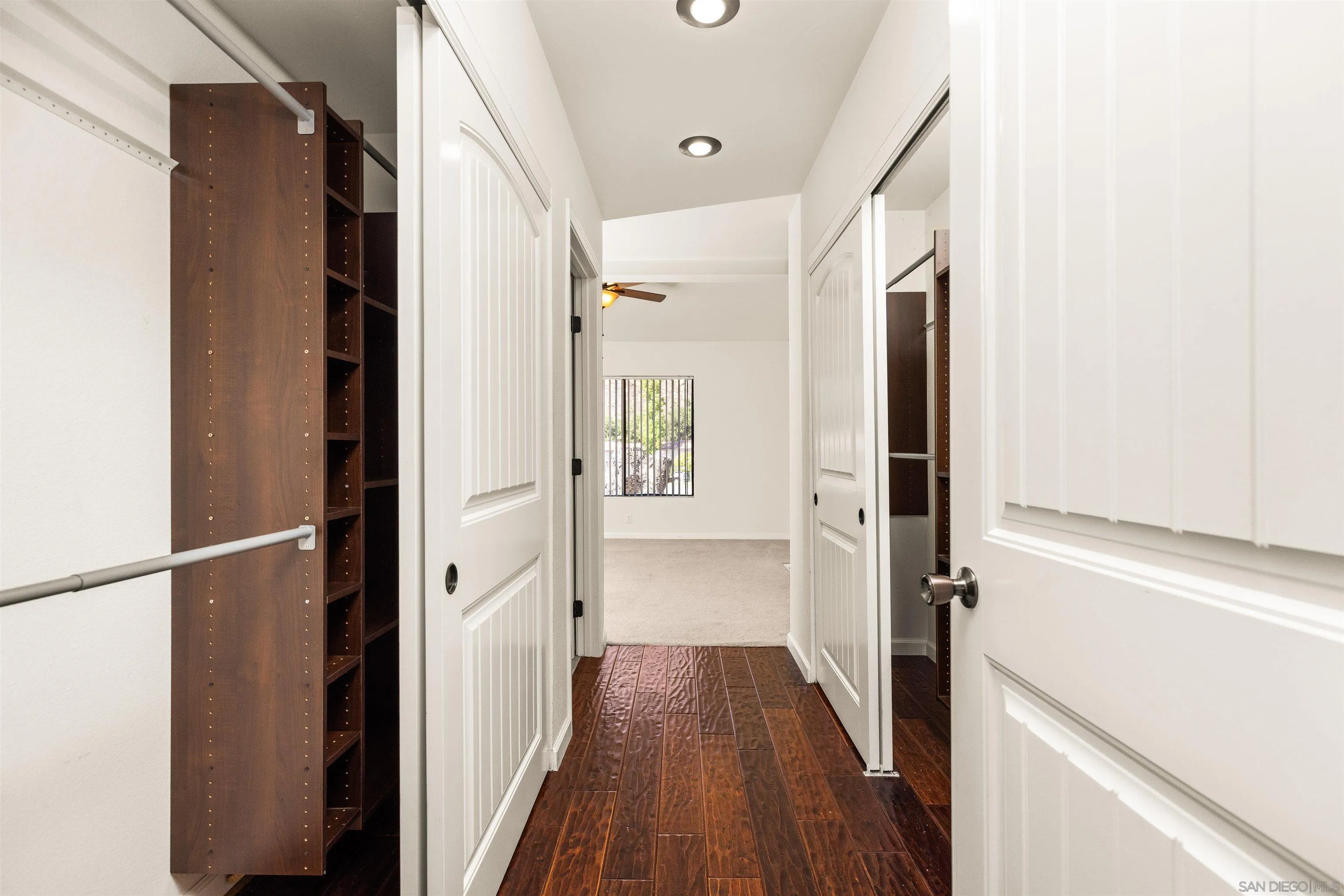 Photo #4: 250035329 Listing 