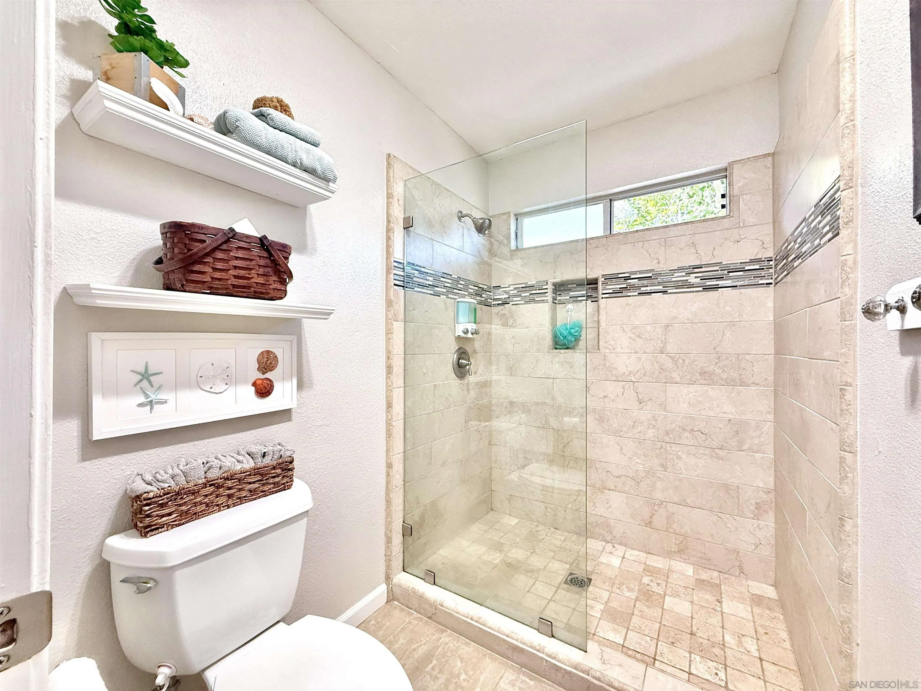 Photo #14: 250035334 Listing: Photo #14