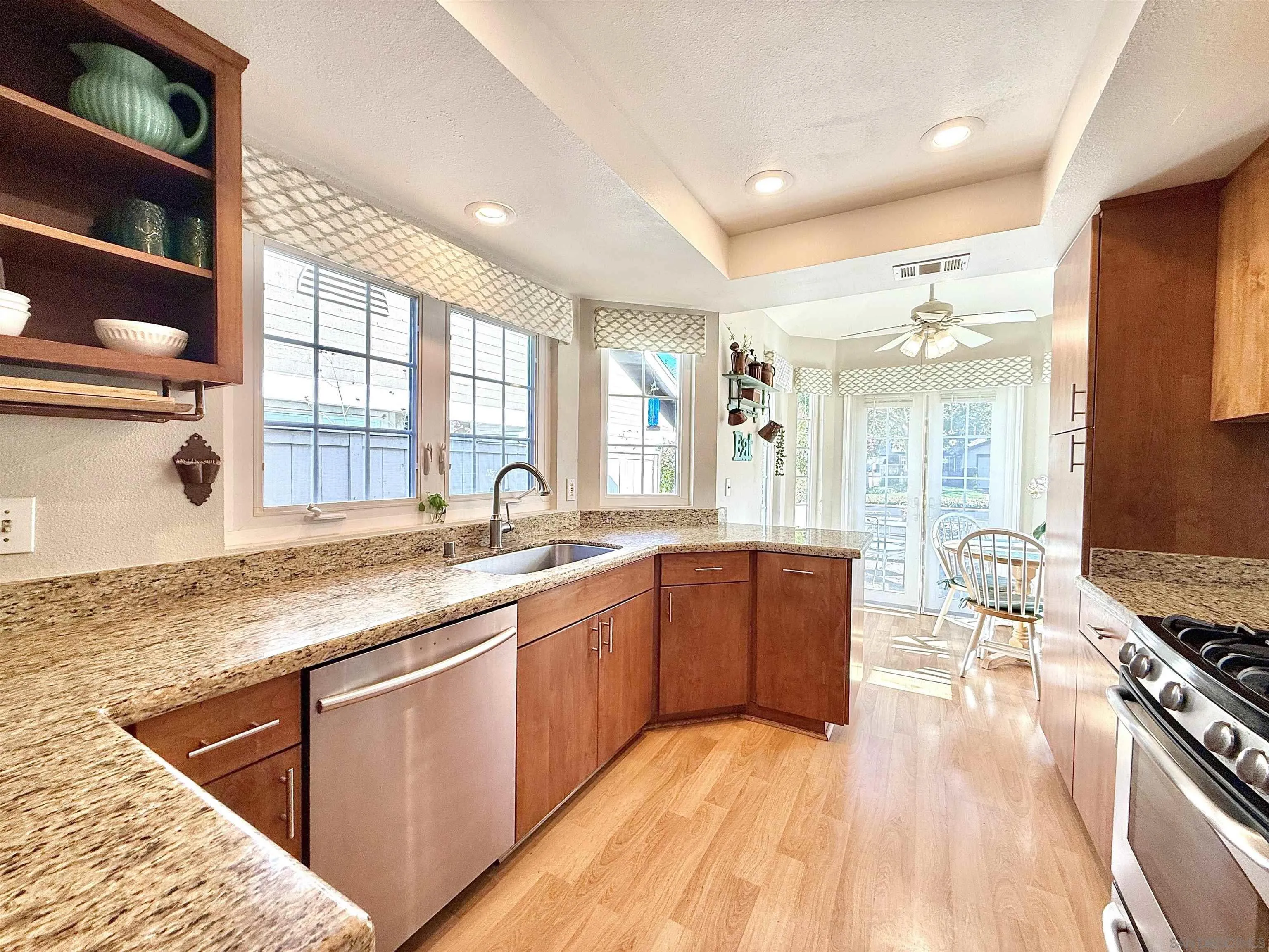 Photo #8: 250035334 Listing: Photo #8