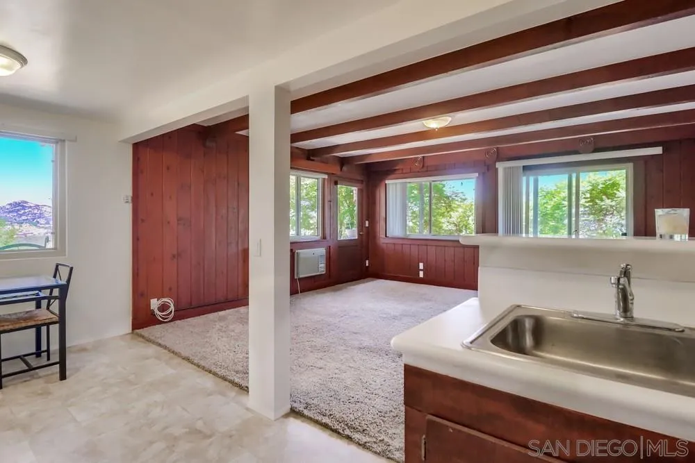 https://cdn.realtyfeed.com/cdn/127/250035338/0dad1538aa14648357000e52895f3f5c.webp