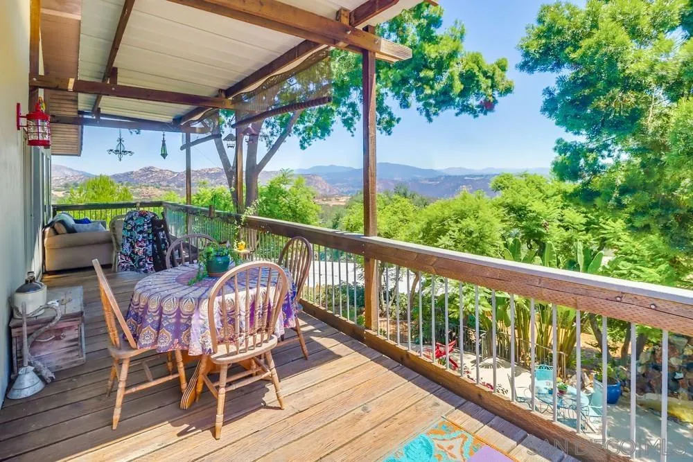 https://cdn.realtyfeed.com/cdn/127/250035338/57312a6a40d8e101aaed2b01a724902f.webp