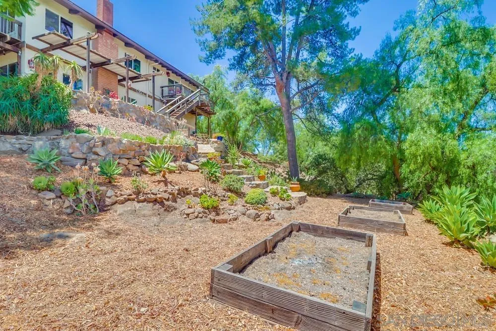 https://cdn.realtyfeed.com/cdn/127/250035338/ddd2501dc34c3ce6da689b20476c0e3f.webp