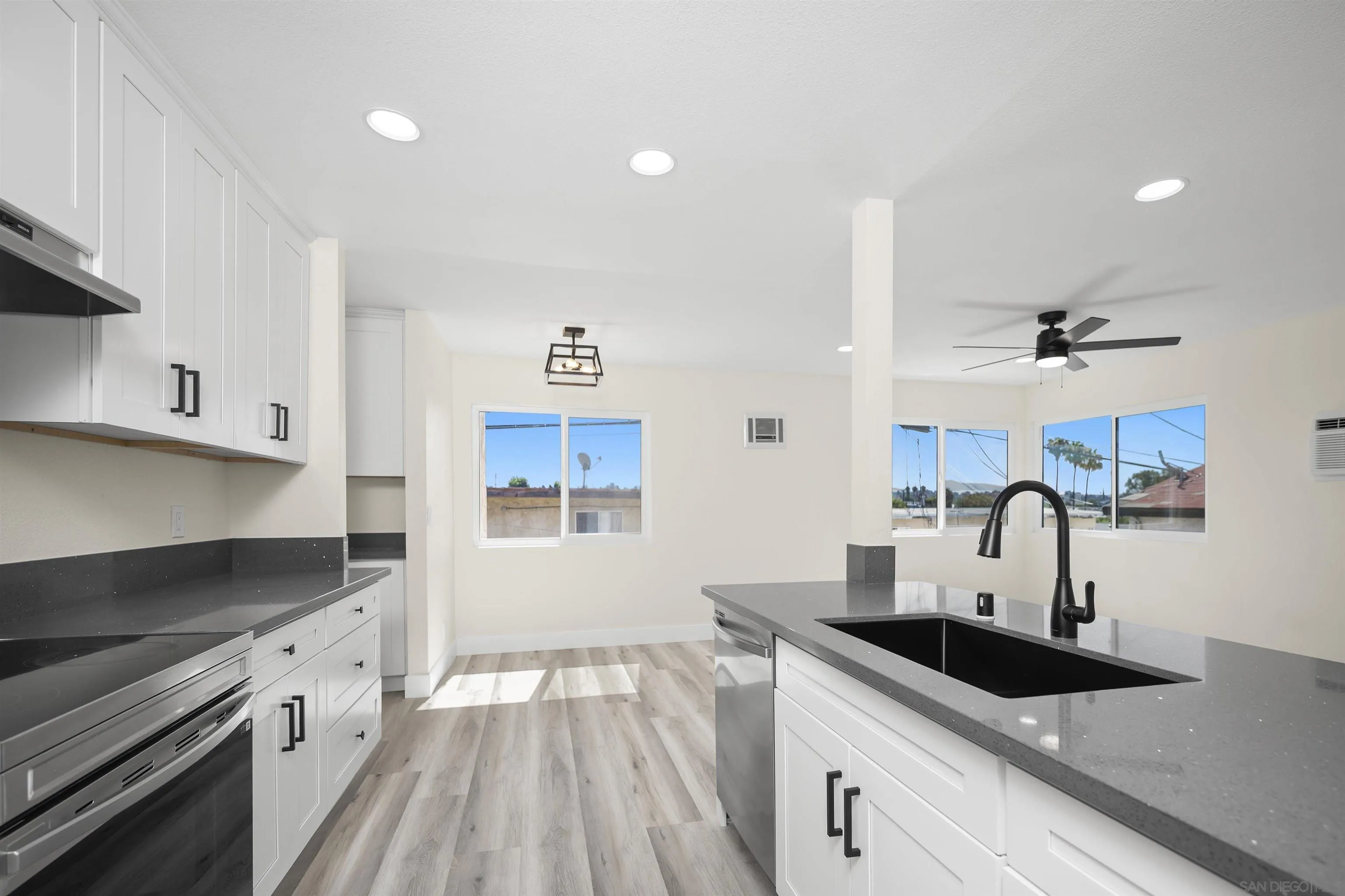 Photo #13: 250035342 Listing: Photo #13