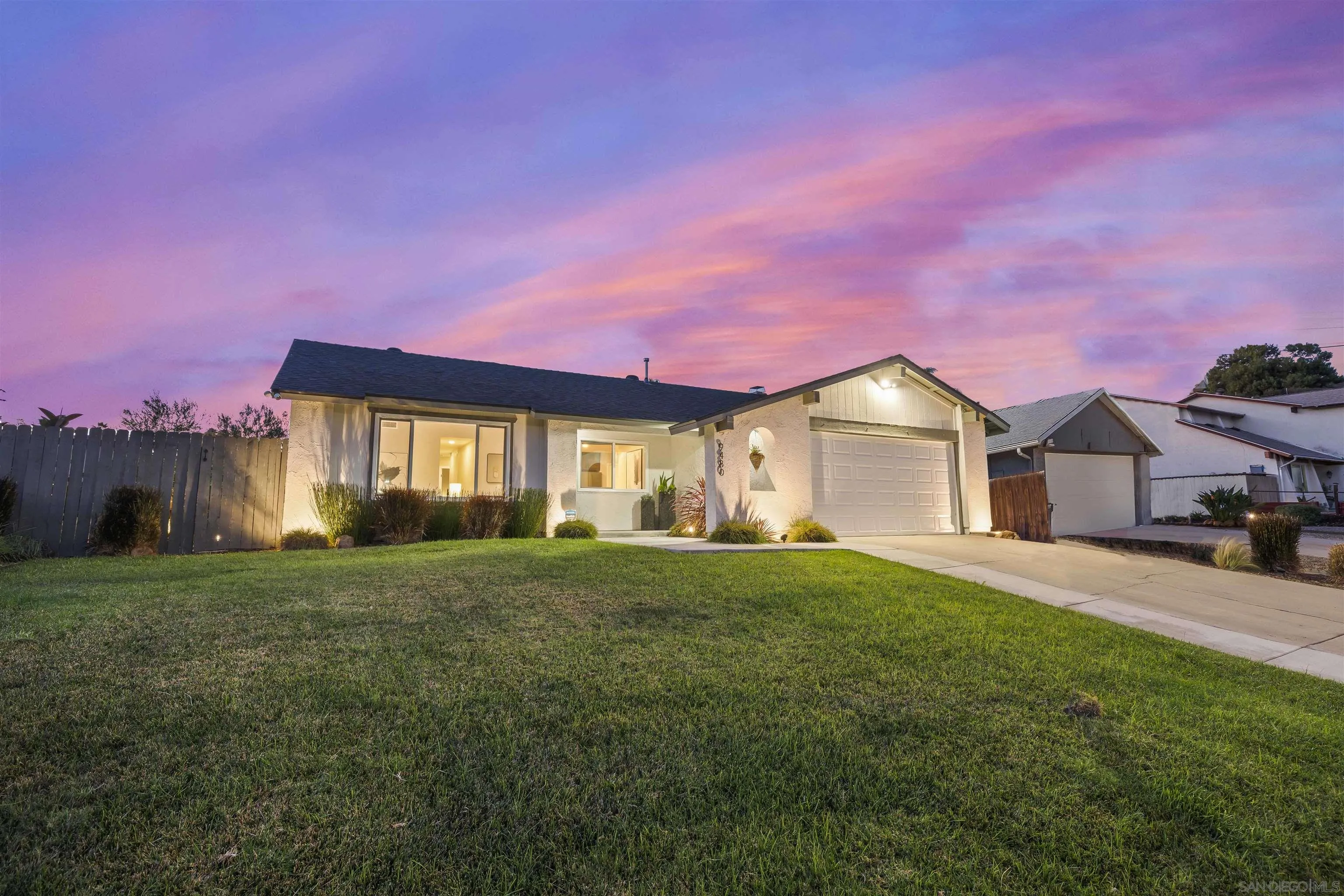 https://cdn.realtyfeed.com/cdn/127/250035365/3cbdb120021a7acd3561284da9a6168c.webp