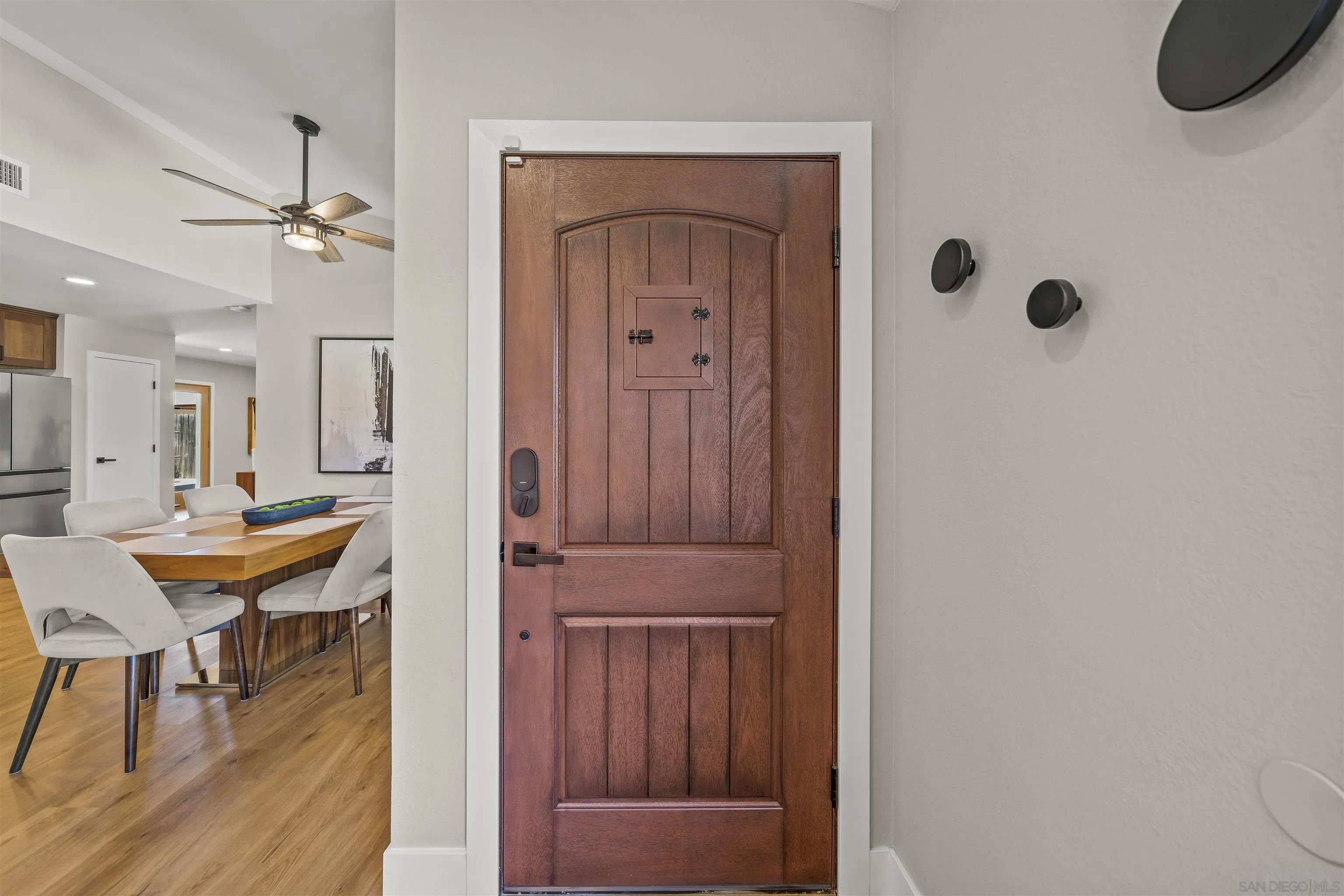 https://cdn.realtyfeed.com/cdn/127/250035365/4cf633e2e1d938332d3428990cea4aa2.webp