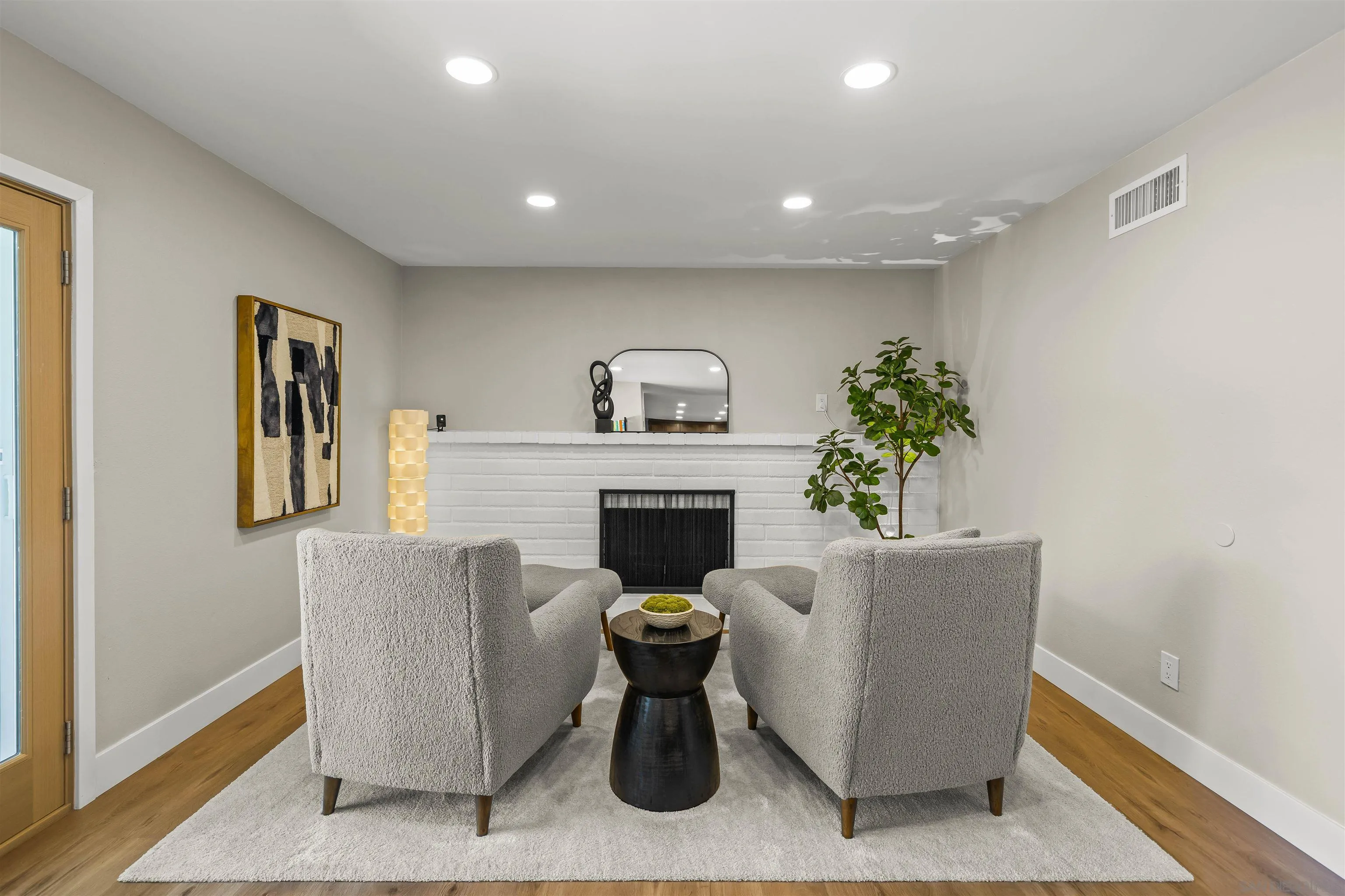 https://cdn.realtyfeed.com/cdn/127/250035365/7d3a77d192b51ff69c70de98dd5a0a6e.webp