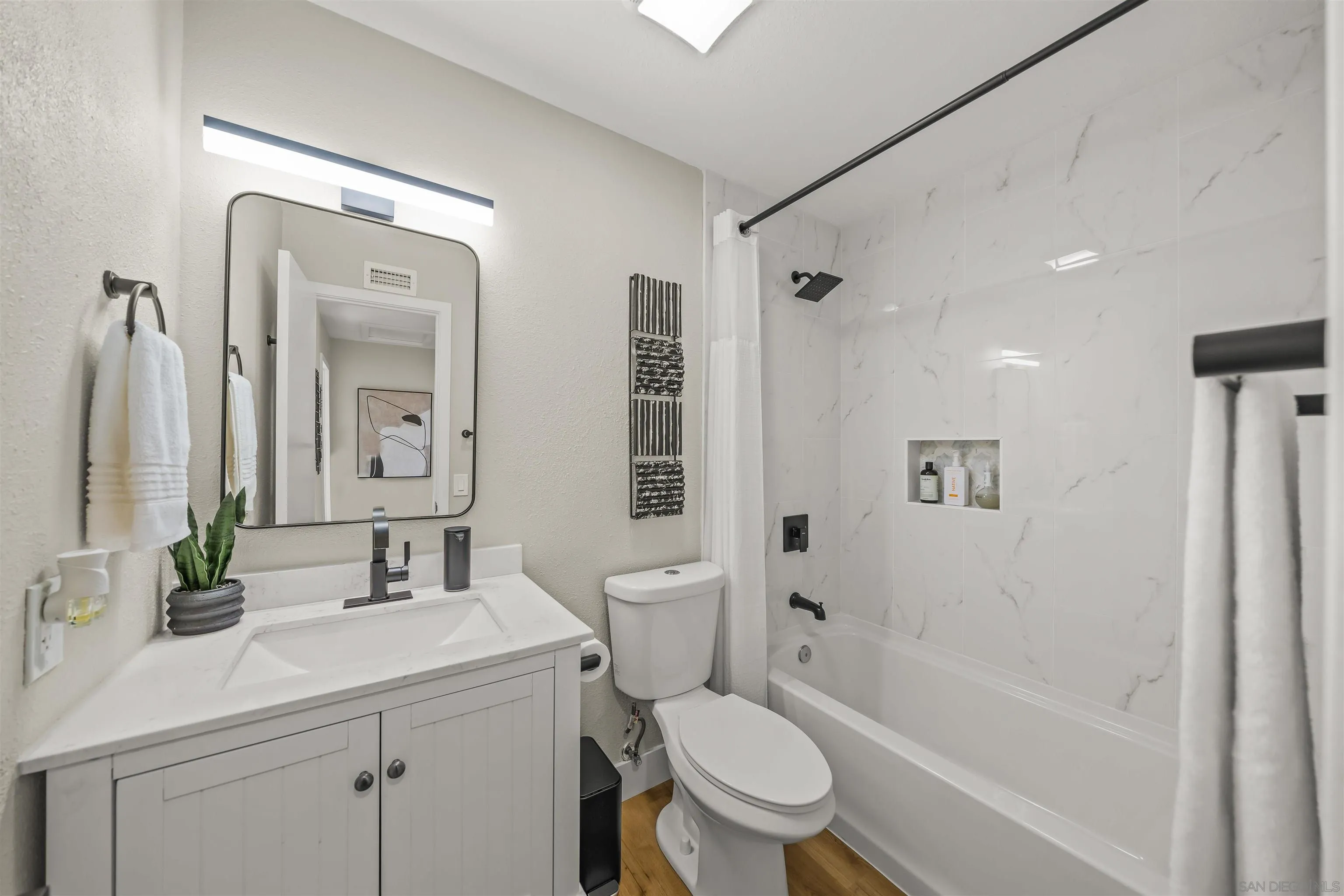 https://cdn.realtyfeed.com/cdn/127/250035365/80f51cc04f900ec6ed6fb8748c228423.webp
