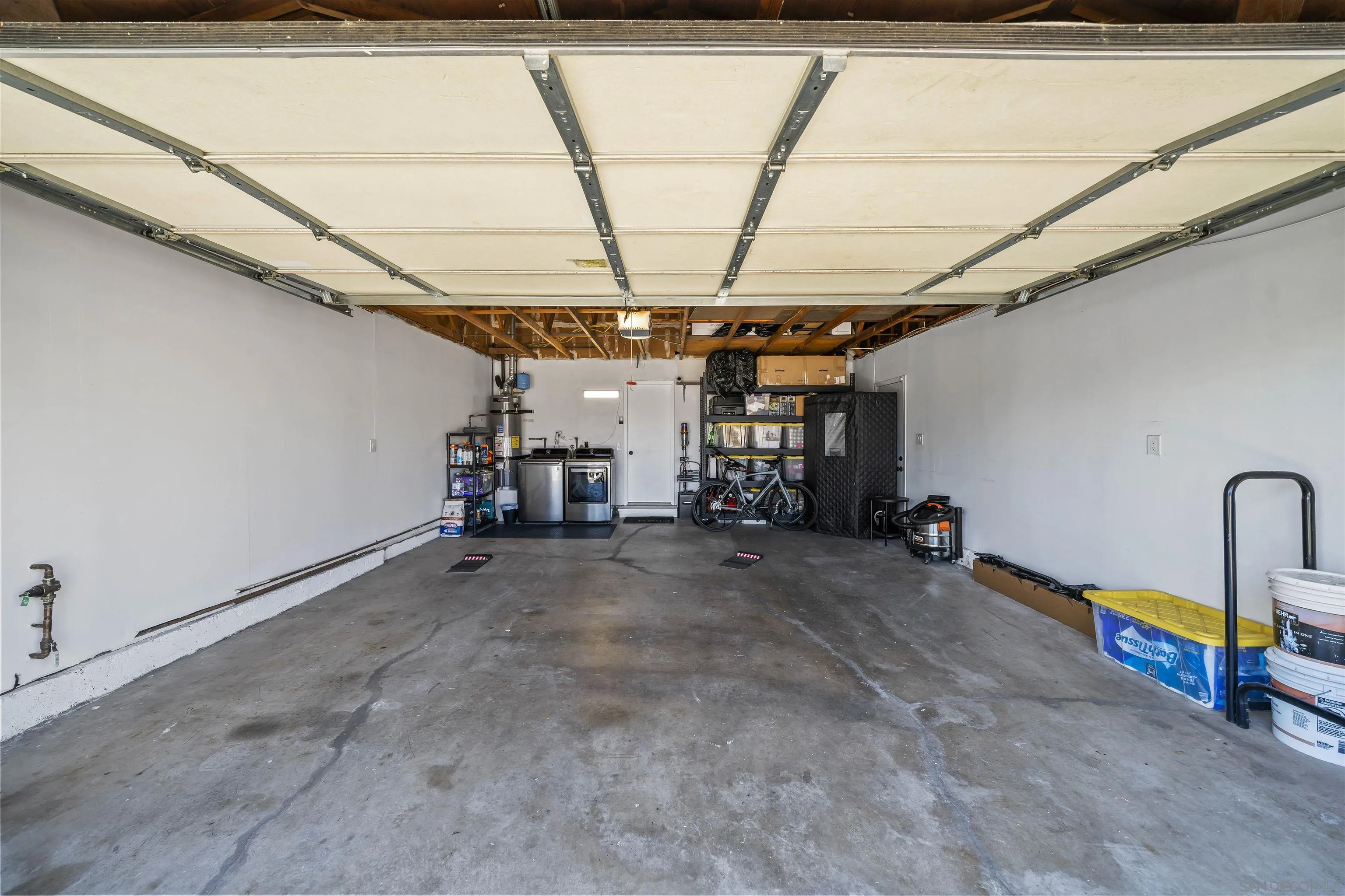 https://cdn.realtyfeed.com/cdn/127/250035365/a9a1847445b35cf1bf5d013255faf3e6.webp