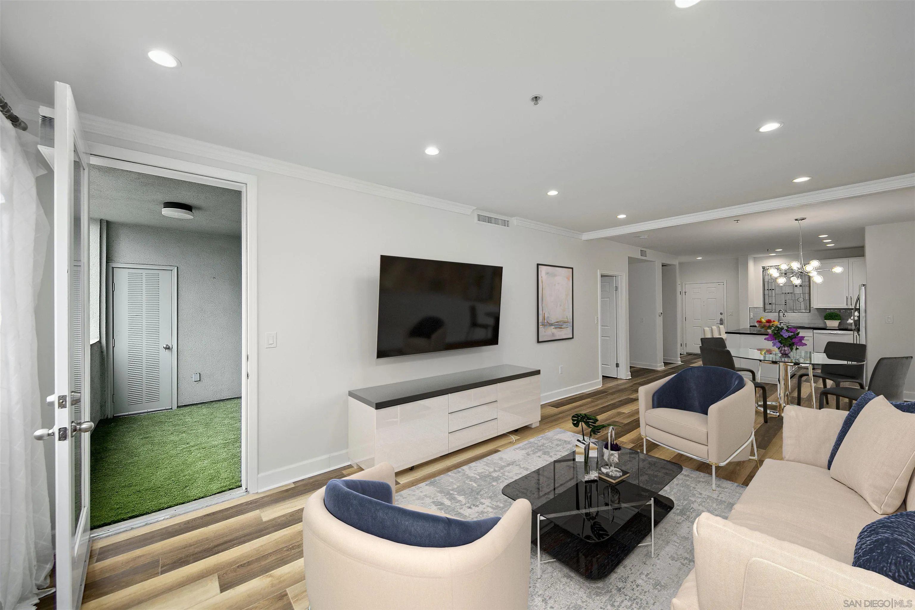 Photo #2: 250035381 Listing 
