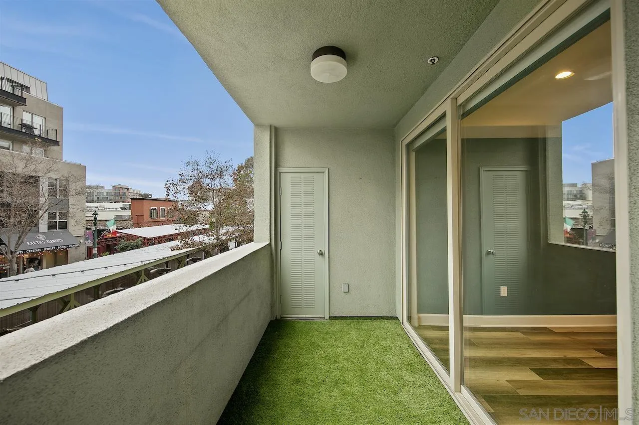 Photo #13: 250035381 Listing: Photo #13