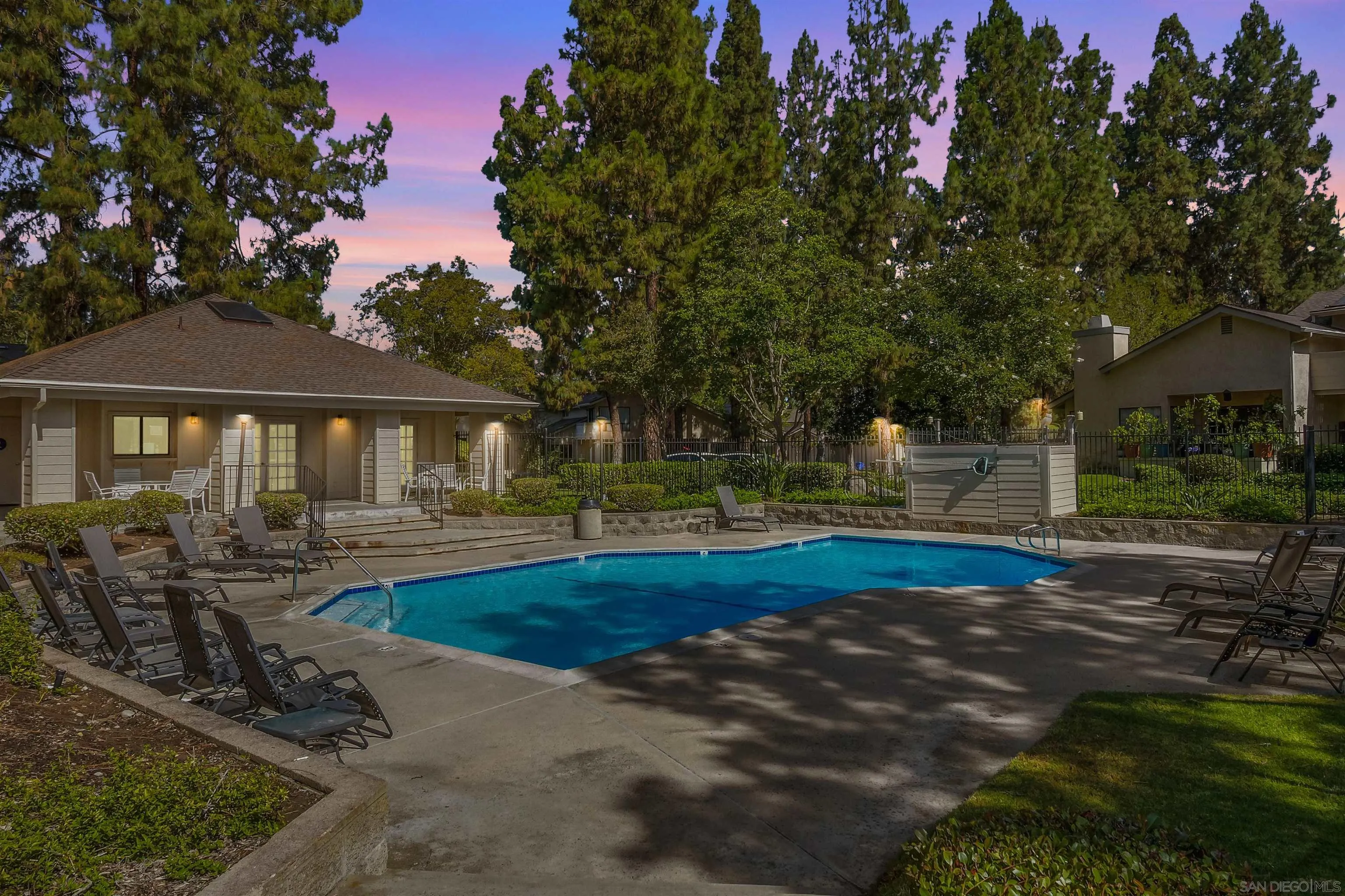 Photo #28: 250035399 Listing: Photo #28