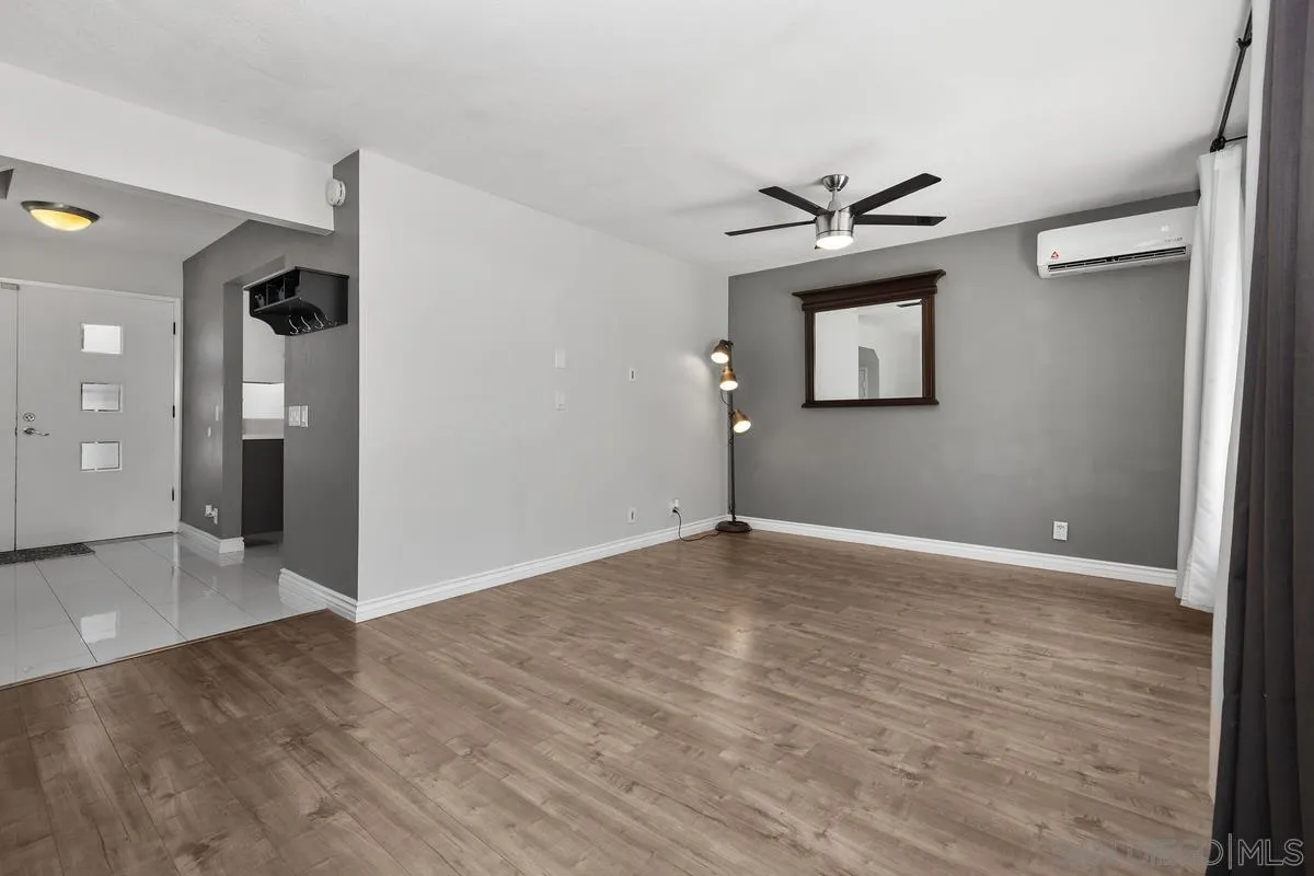 Photo #13: 250035402 Listing: Photo #13