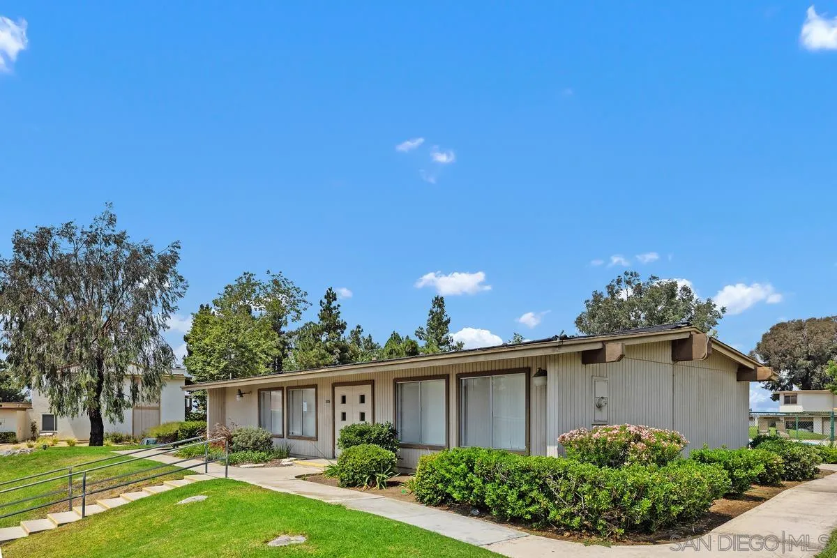 Photo #30: 250035402 Listing: Photo #30