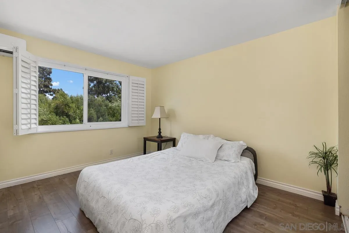 Photo #18: 250035402 Listing: Photo #18
