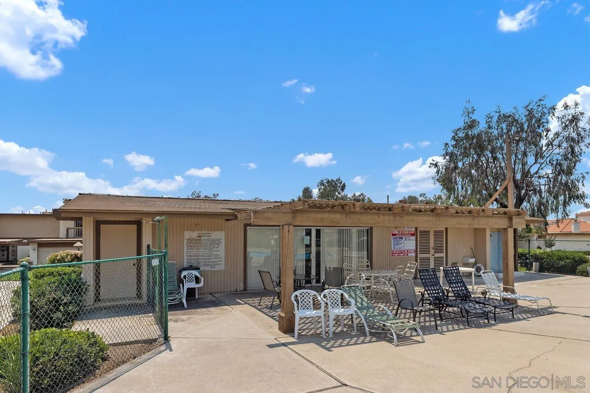 Photo #36: 250035402 Listing: Photo #36